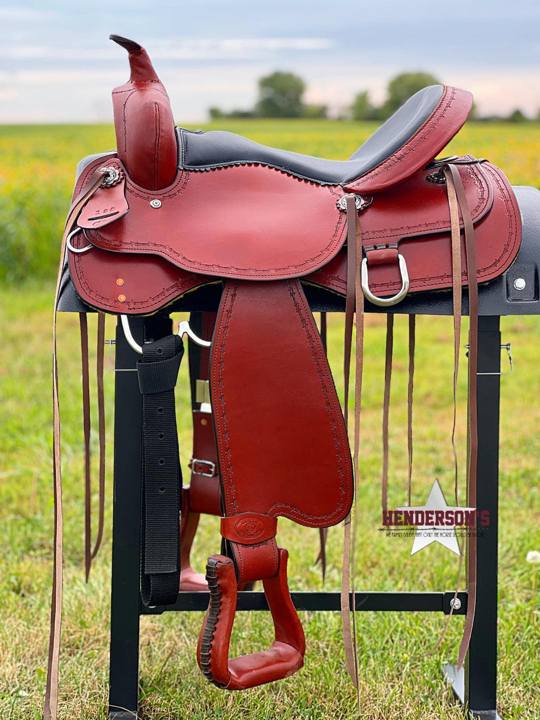 Circle S Trail Saddle - Henderson's Western Store