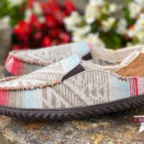 Load image into Gallery viewer, Mens Moccasin-Style Slipper ~ Robbie - Henderson&#39;s Western Store