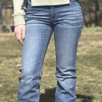 Mid-Wash Willow Jean By Wrangler - Henderson's Western Store