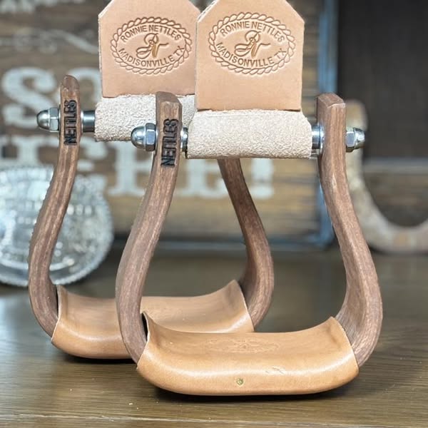 Nettles Stirrups ~ Chisholm Petite Gunstock Oiled ~ 3" - Henderson's Western Store