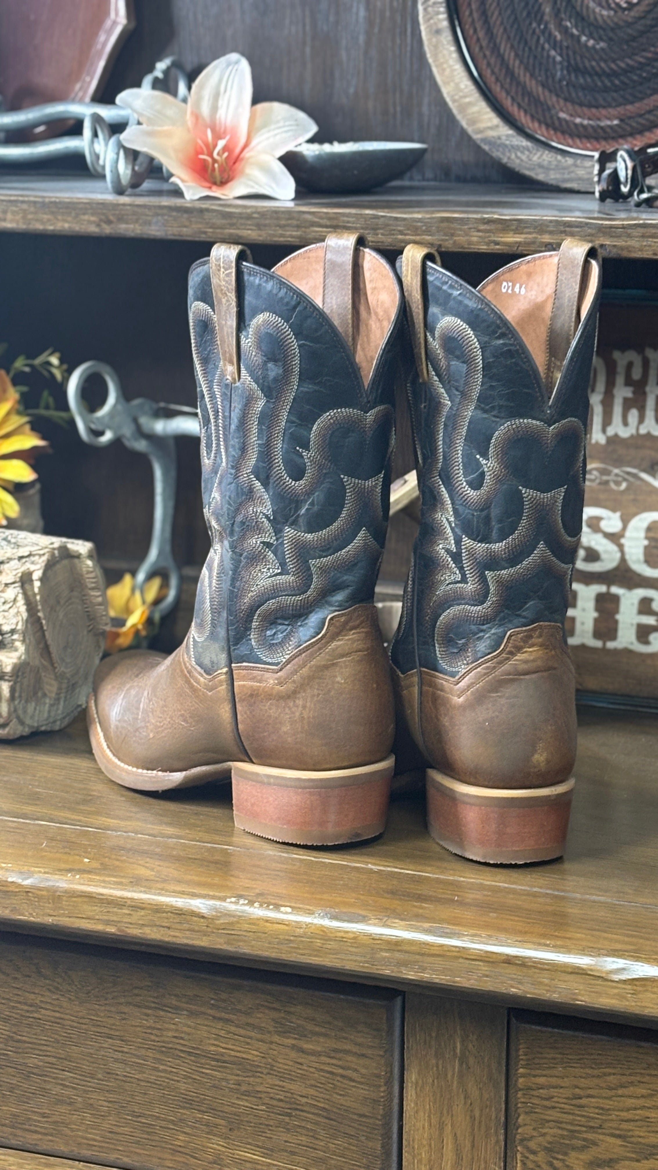 Richland Bison by Dan Post - Henderson's Western Store