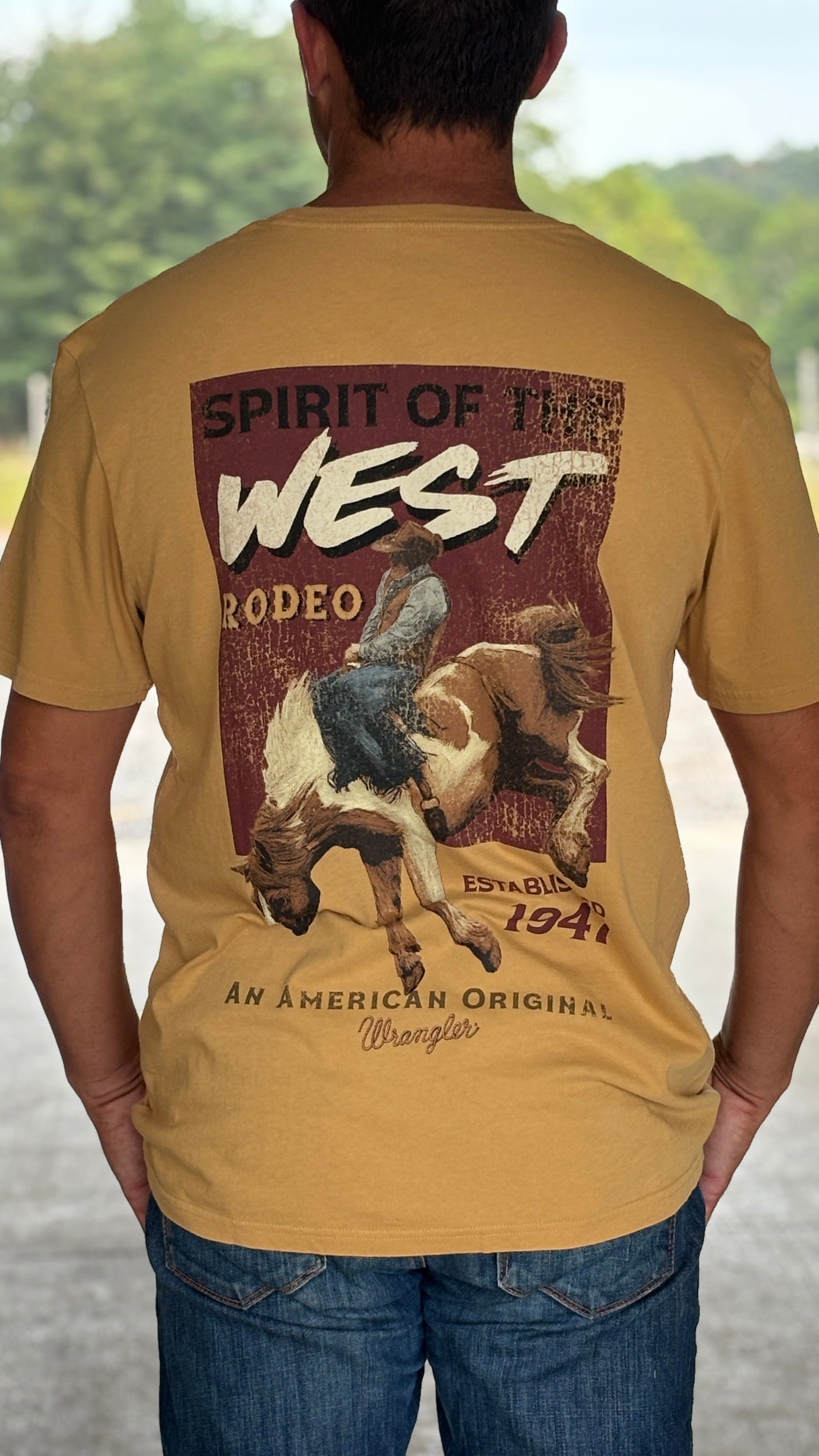 Wrangler Western Tee - Henderson's Western Store