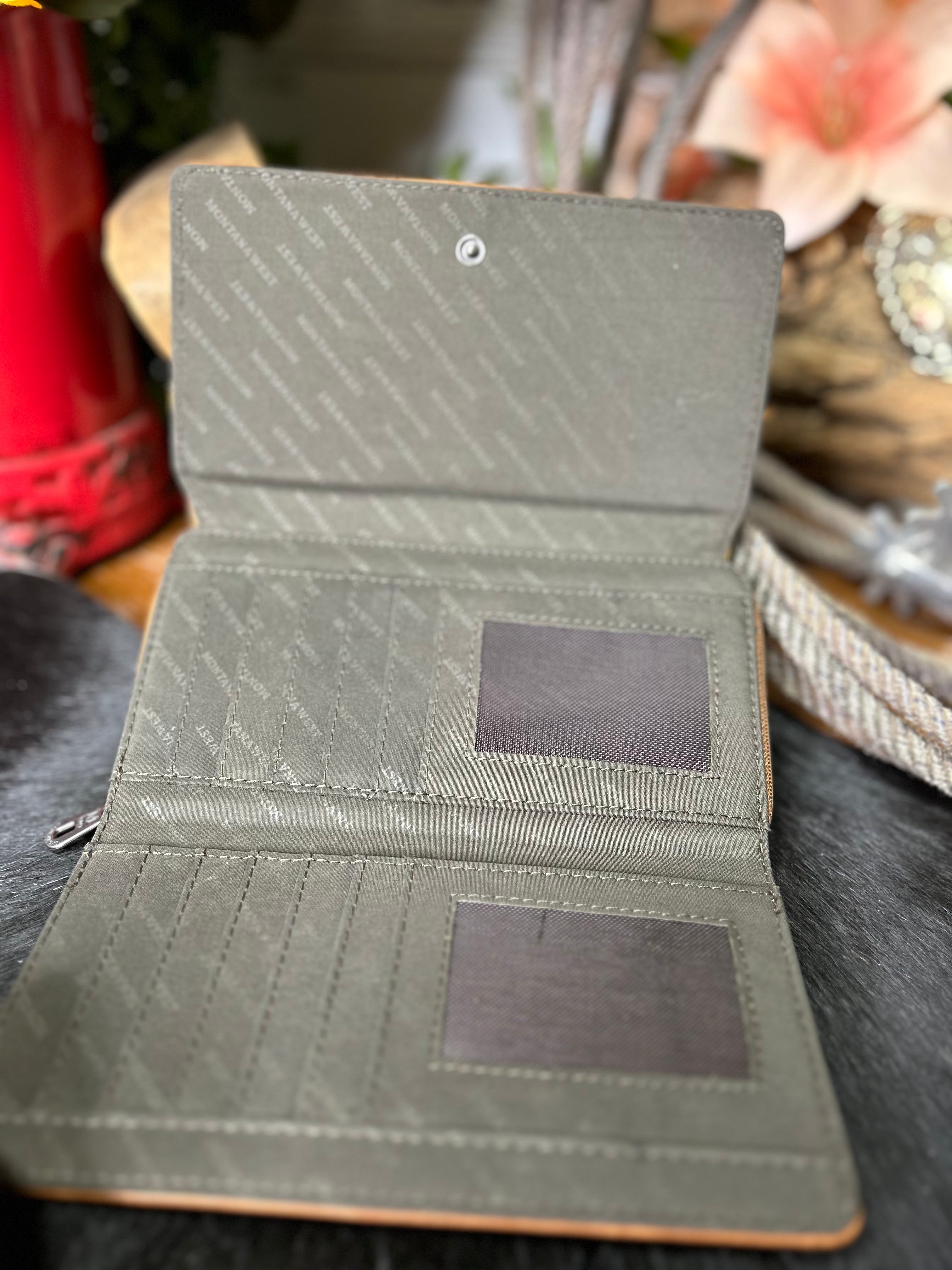 MW Boot Scroll Wallet - Henderson's Western Store