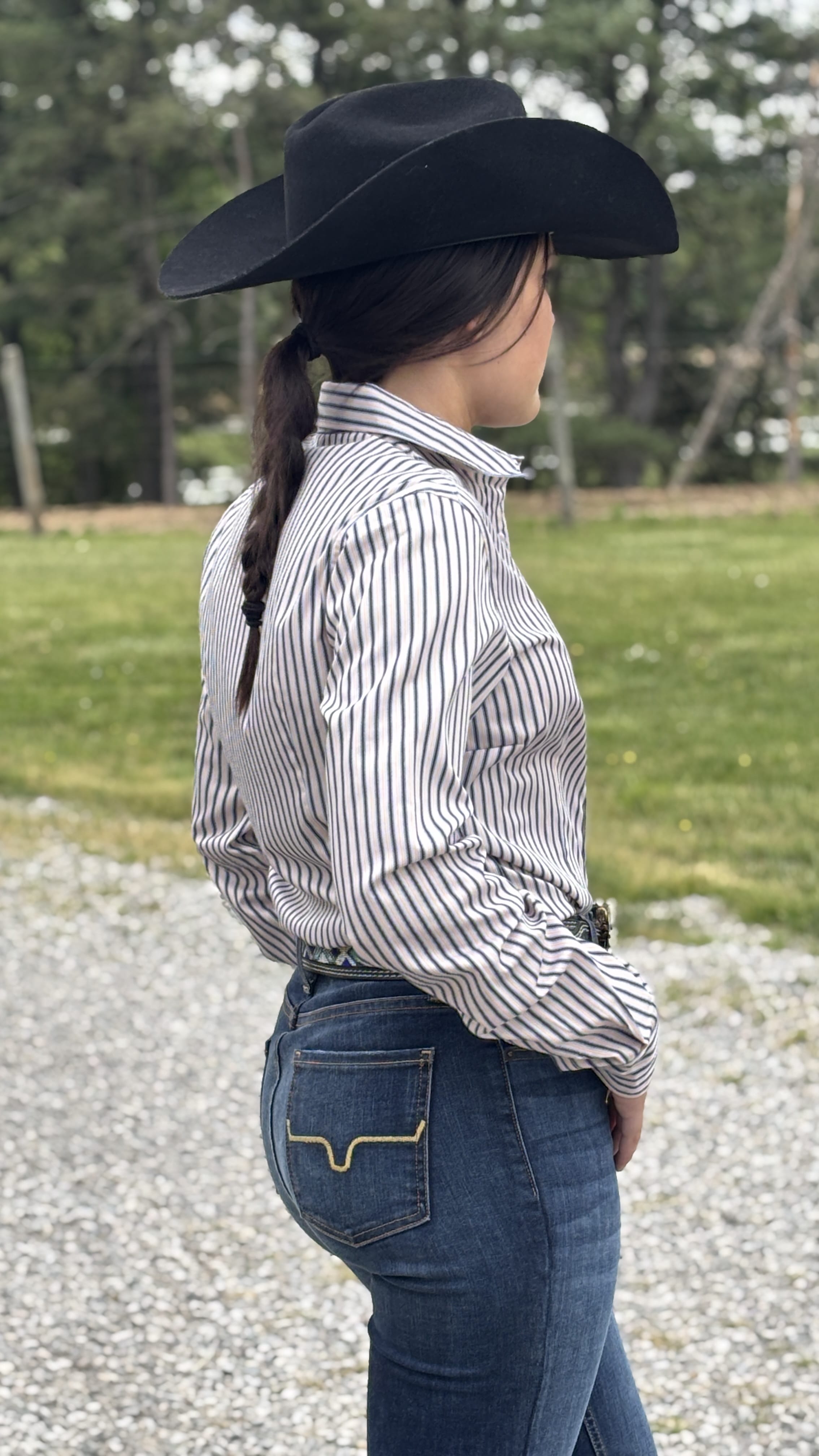 Cinch Women's Tops