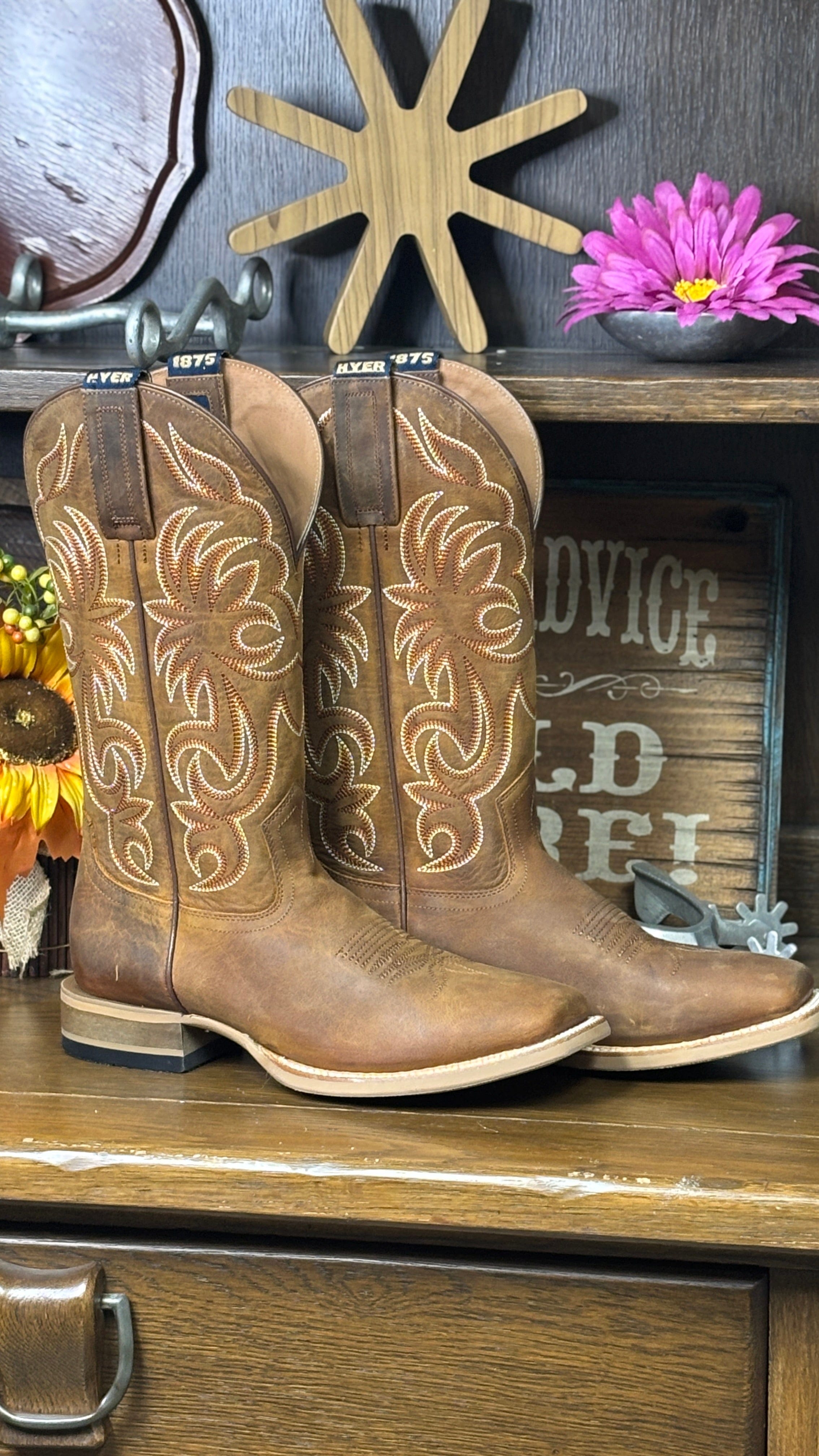 Hyer Boots mens boots