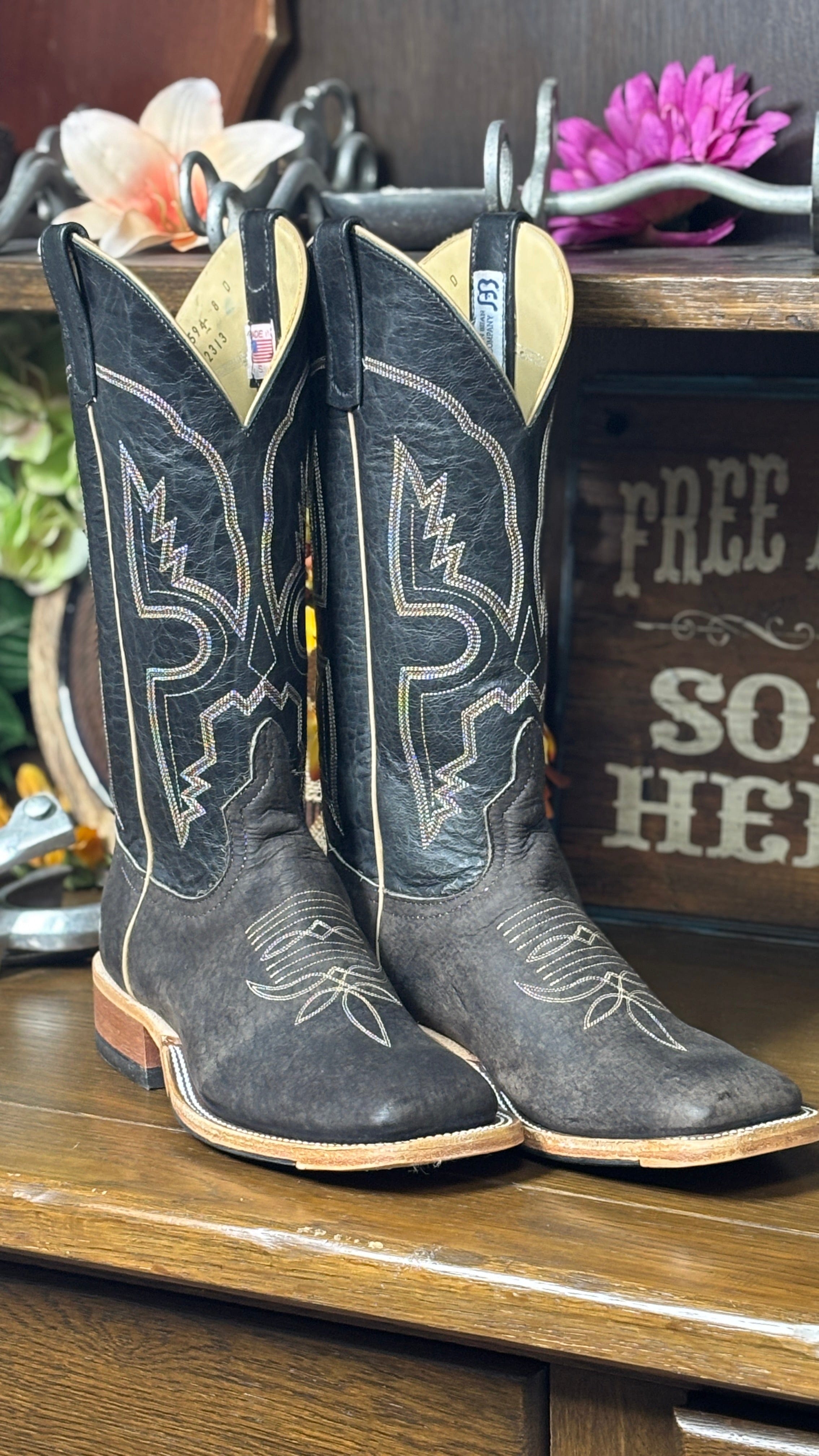 Black Bison Anderson Bean Boots - Henderson's Western Store