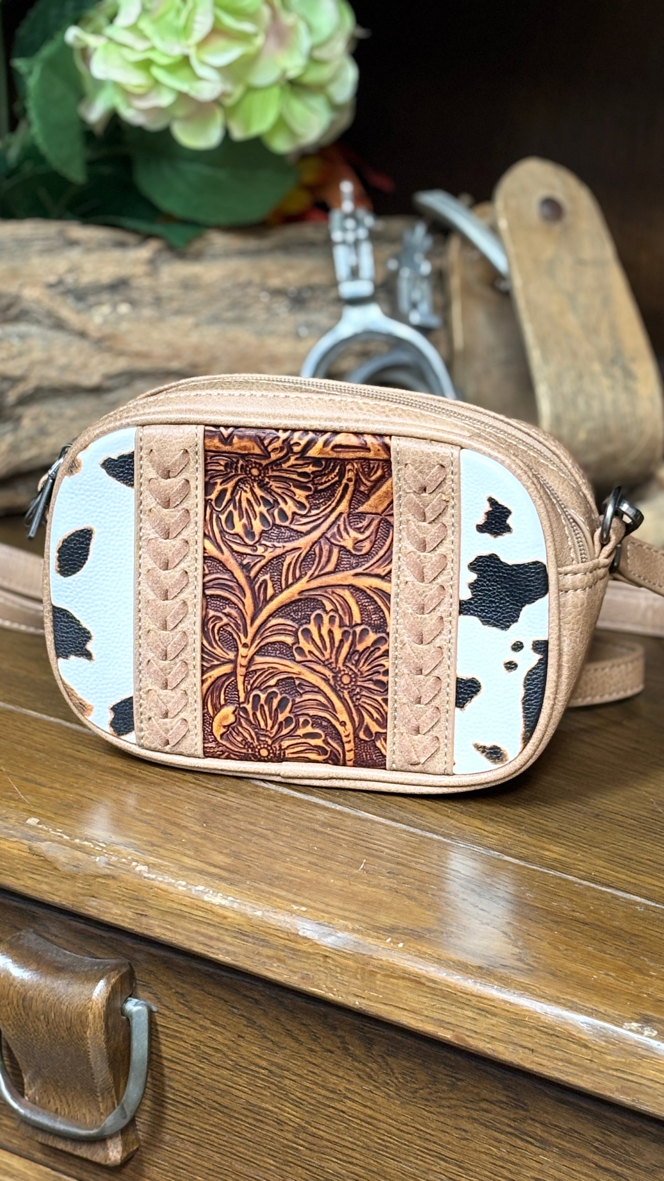 MW Tooled Crossbody - Henderson's Western Store