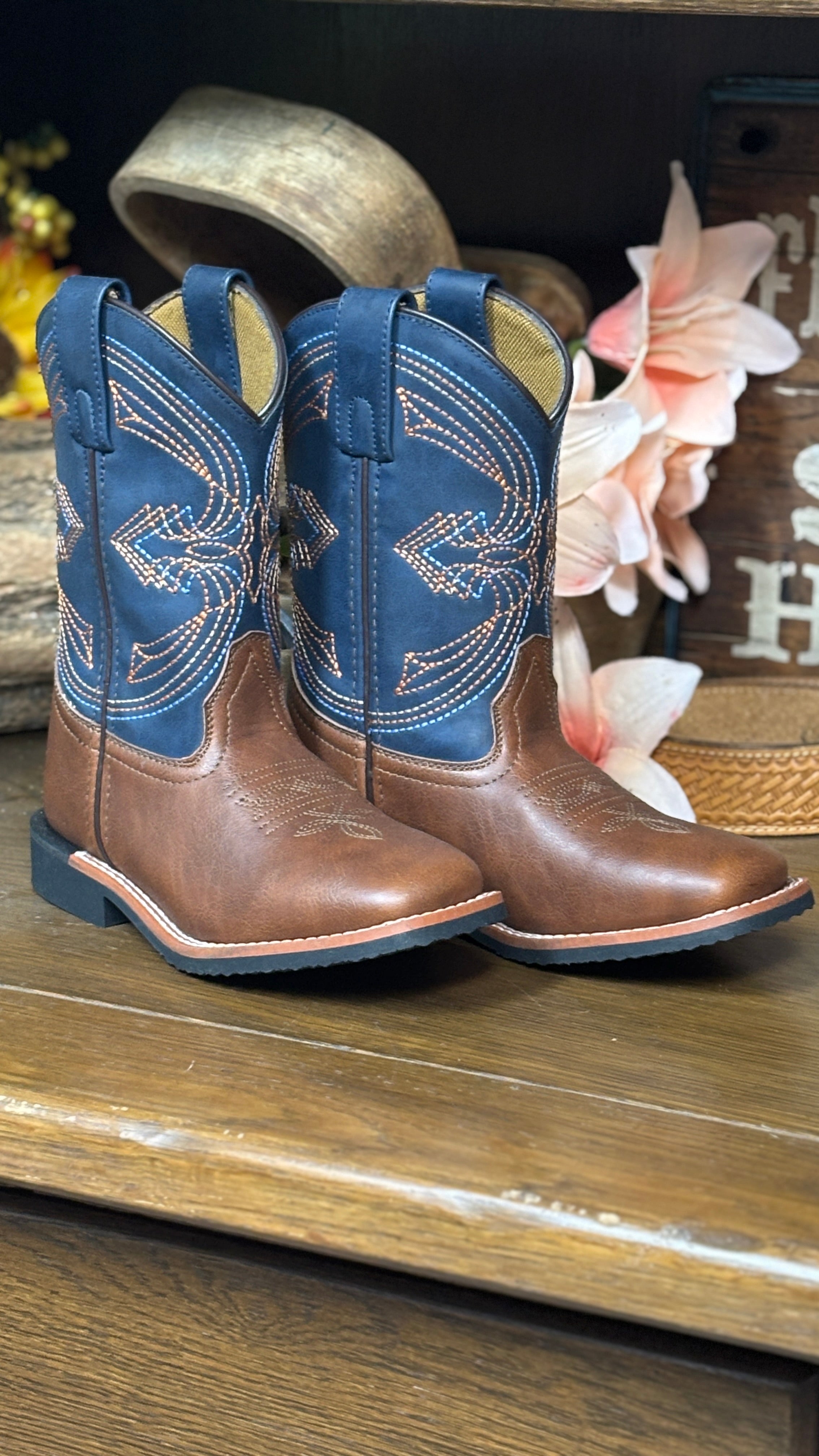 Wyler Boots by Laredo ~ Blue - Henderson's Western Store
