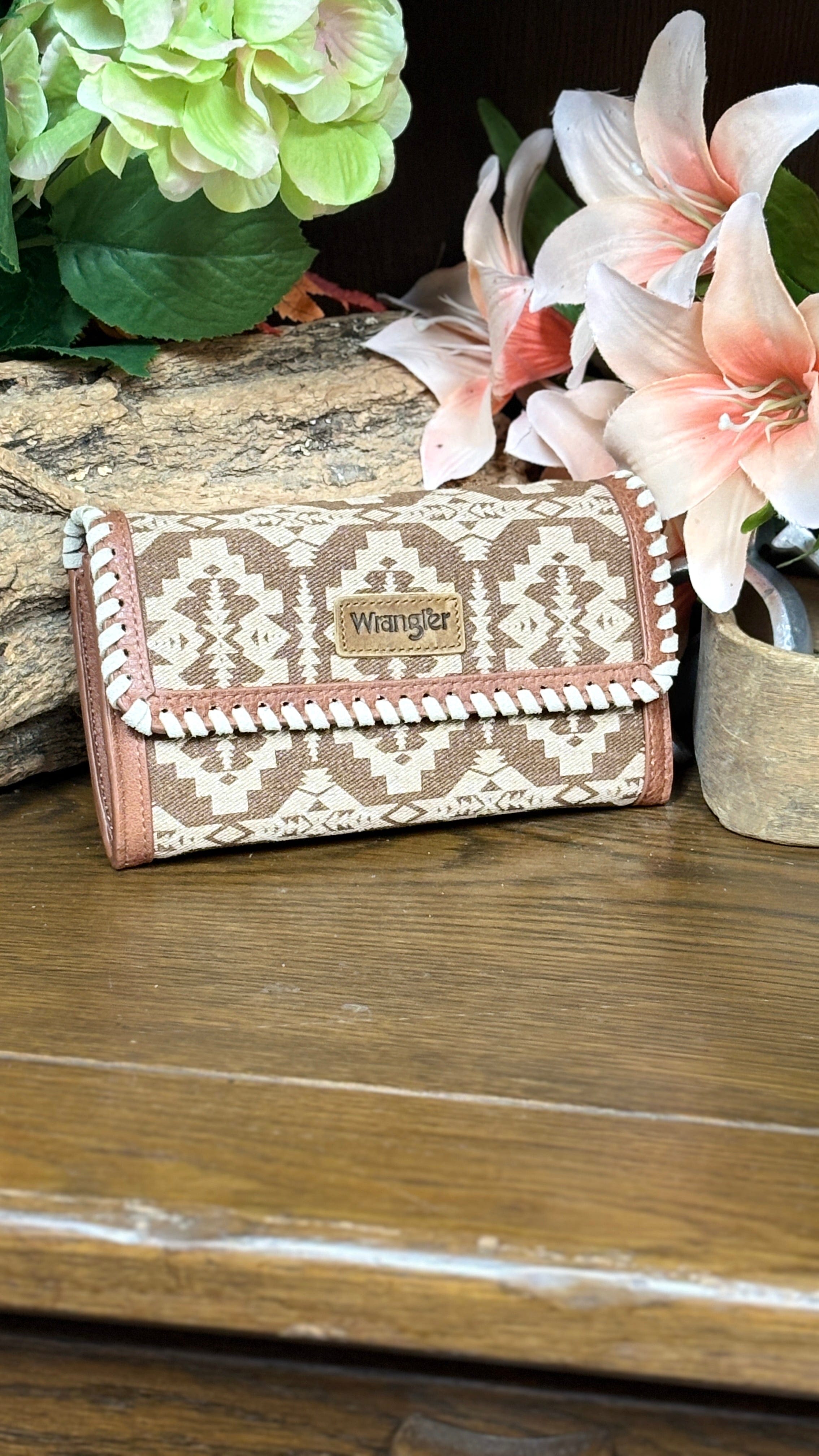 Wrangler Southwest Wristlet/Crossbody - Henderson's Western Store