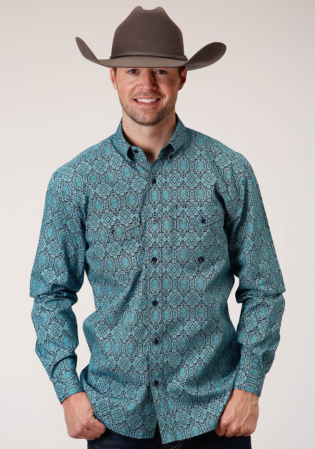 Medallion Paisley Print by Roper - Henderson's Western Store