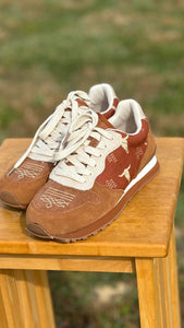 Giddyup Longhorn Jogger Shoe by Roper