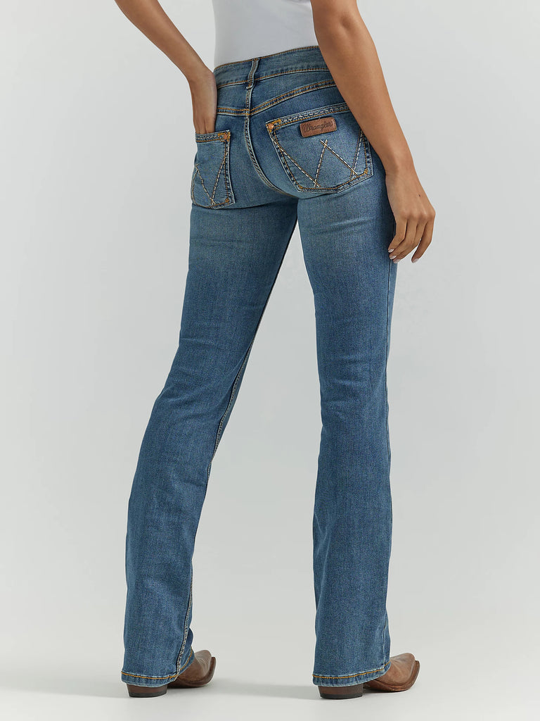 Ladies Wrangler Retro Jeans ~ Med Blue - Henderson's Western Store