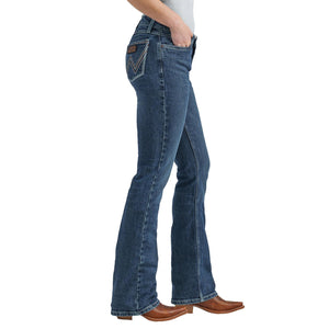 Load image into Gallery viewer, Ladies Retro Mae Jeans by Wrangle