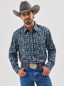 Load image into Gallery viewer, Checotah Western Shirt by Wrangler ~ Black Bleu