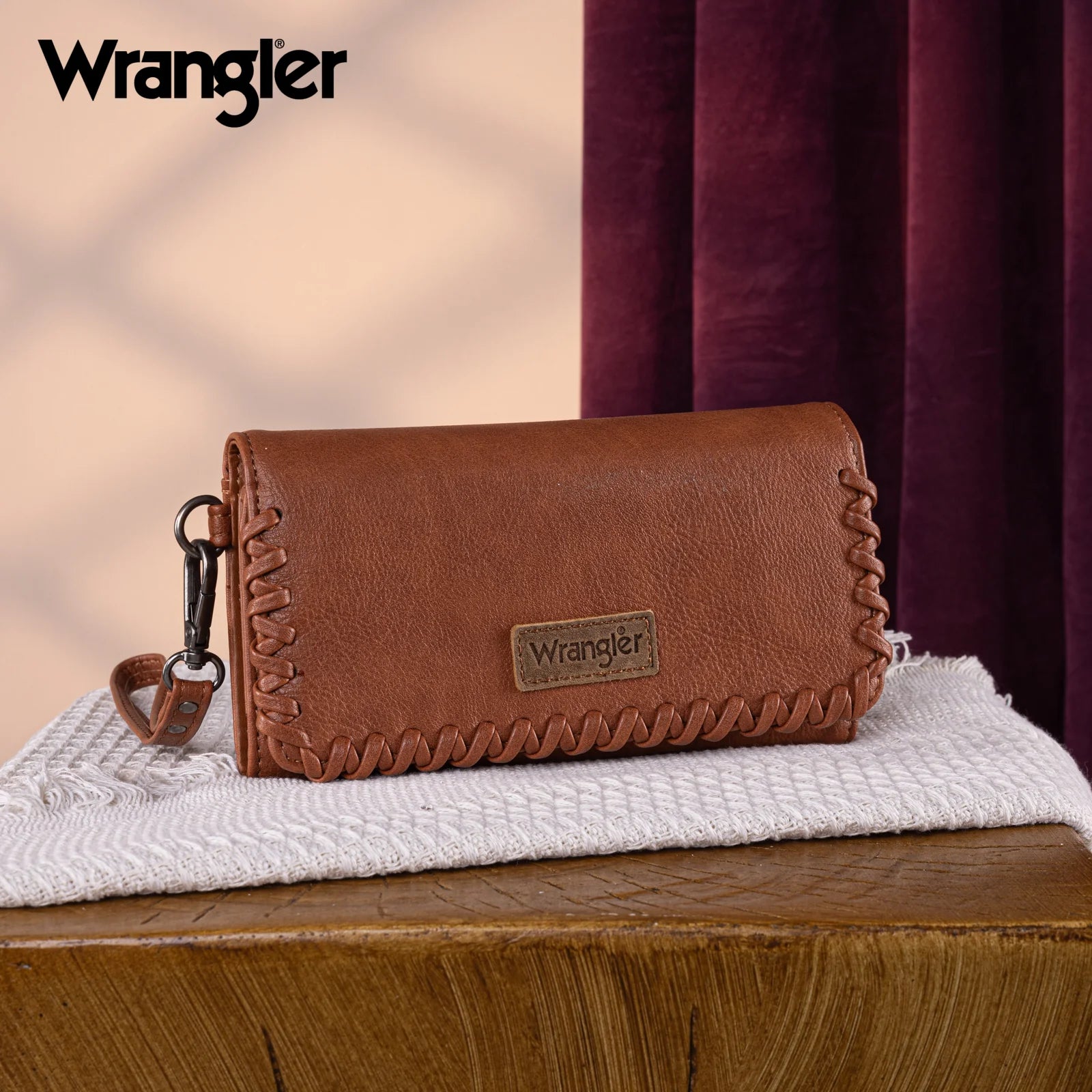 Wrangler Whipstitch Wristlet Wallet ~ Brown - Henderson's Western Store