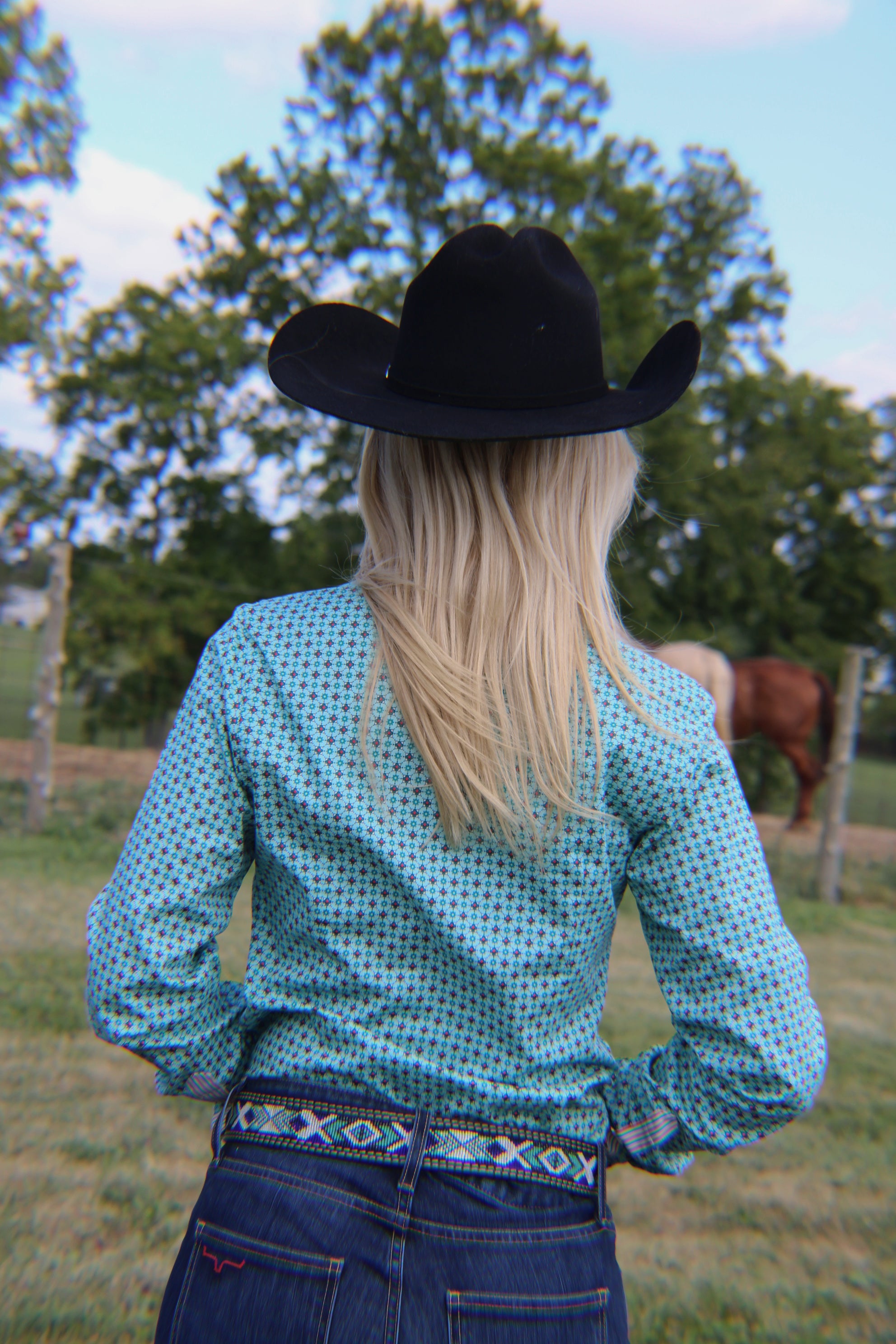 Ladies Cinch  ~ Lt Blue - Henderson's Western Store