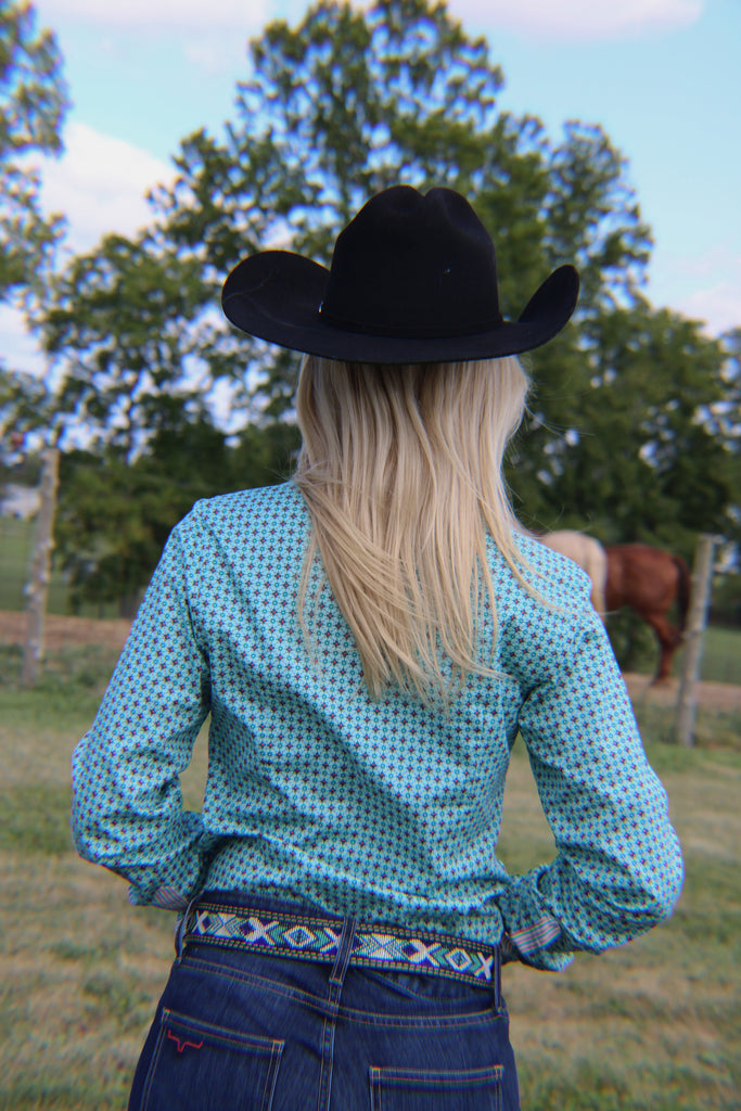 Ladies Cinch  ~ Lt Blue