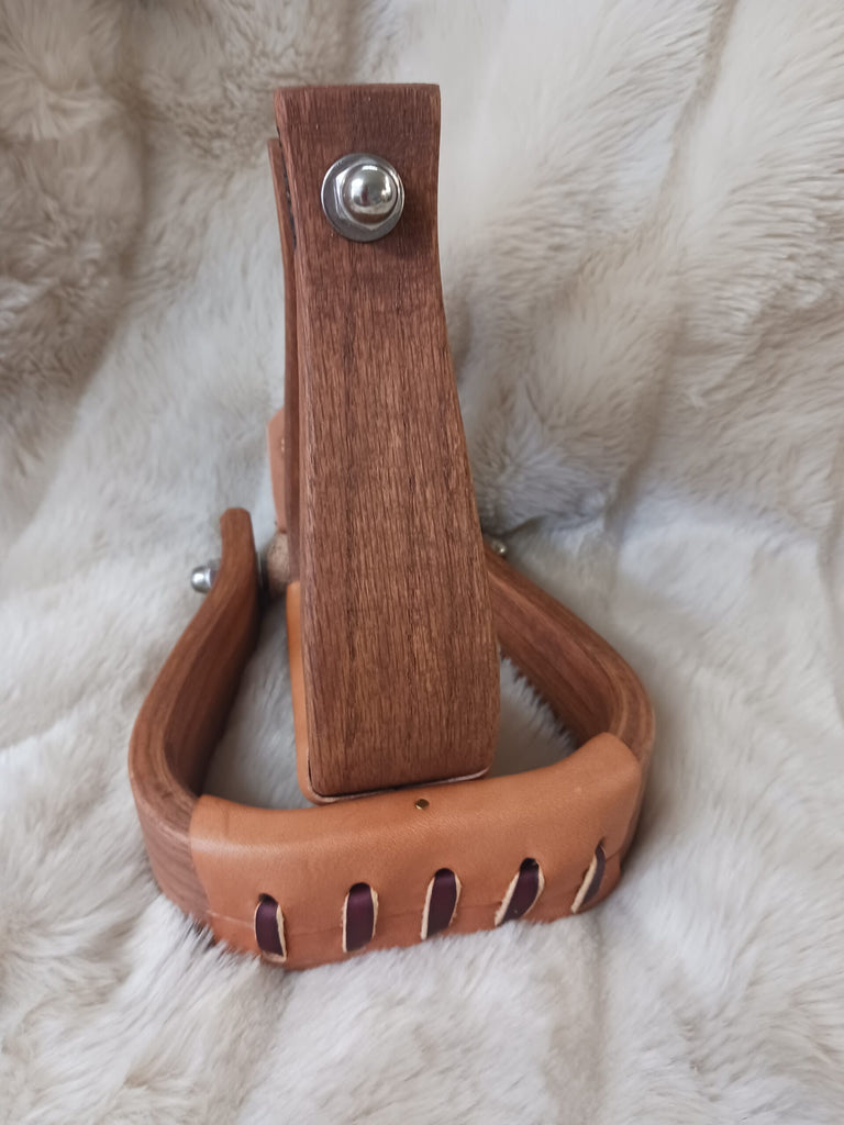 Nettles Stirrups ~ Chisholm Petite Gunstock Oiled ~ 2"