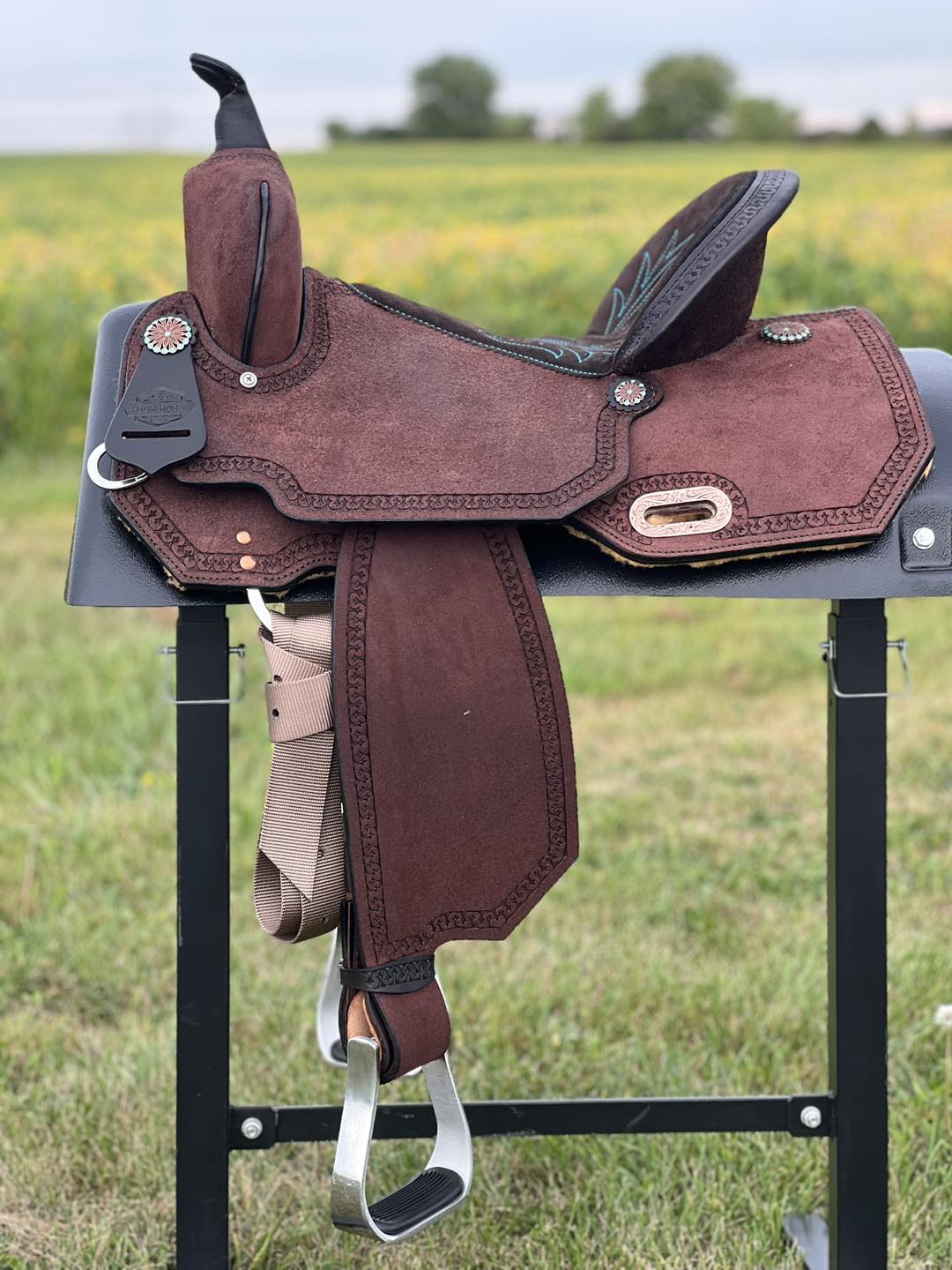 Lindale Roughout Barrel Saddle ~  15" - Henderson's Western Store