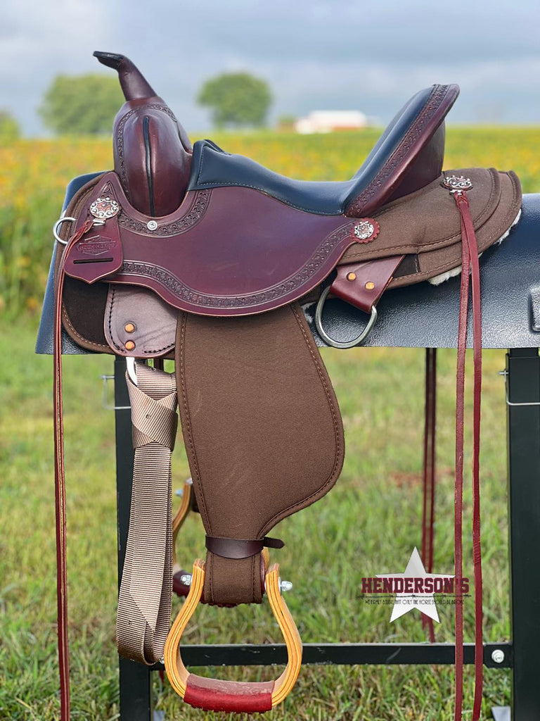 Rosebud Cordura Trail Saddle - Henderson's Western Store