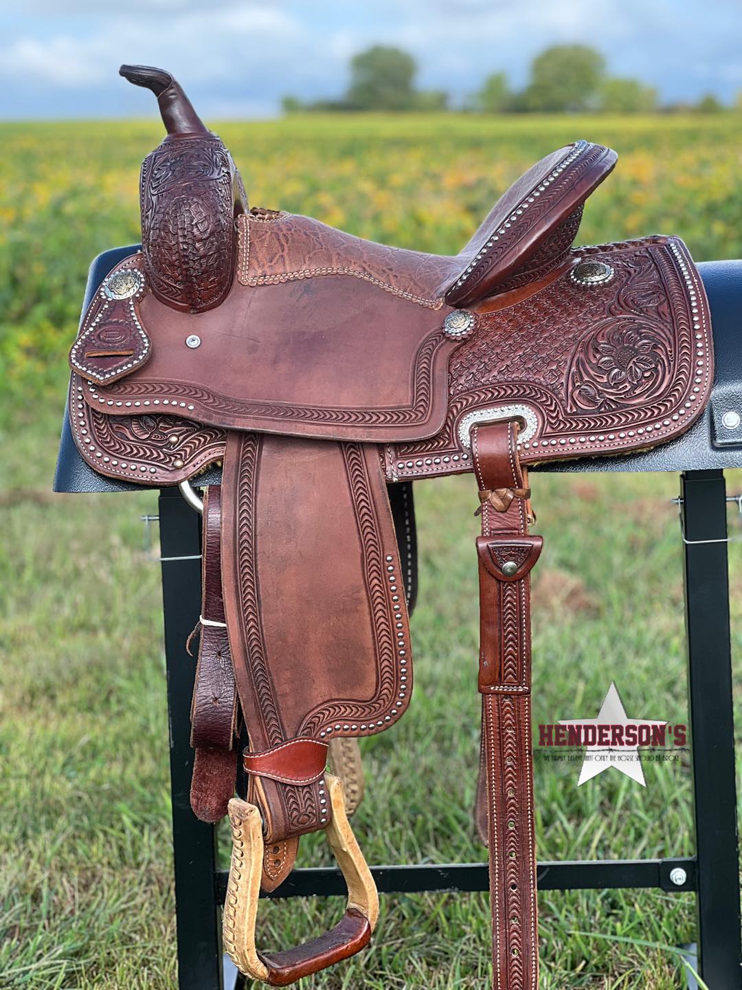 Mikes Custom Barrel Saddle - Henderson's Western Store