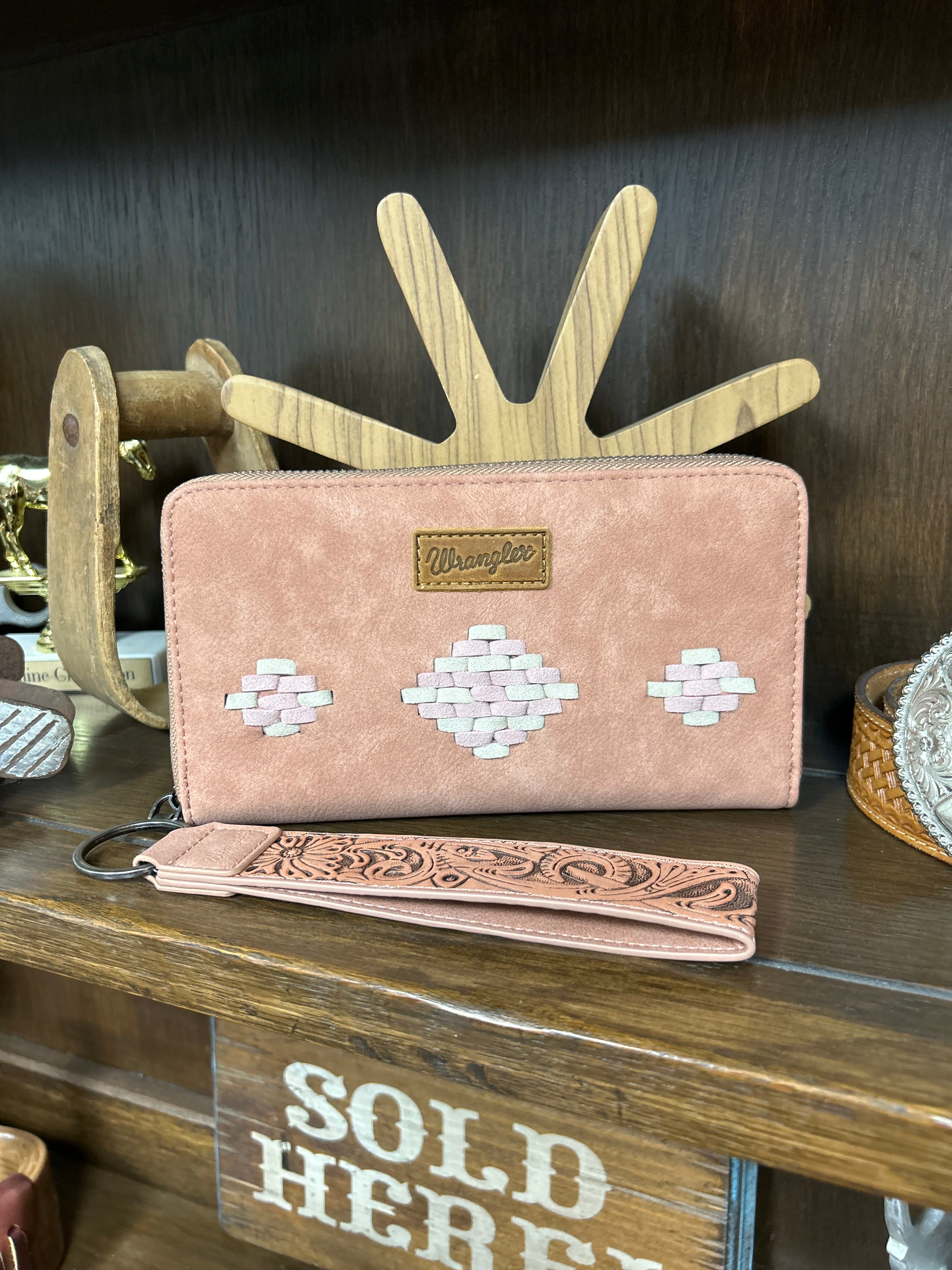 Wrangler Aztec Woven Wallet W/Wristlet - Henderson's Western Store