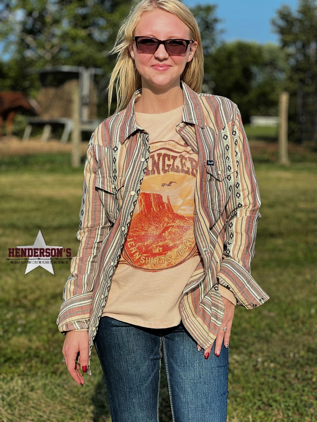 Ladies Wrangler The Desert Tee - Henderson's Western Store