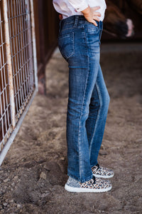 Load image into Gallery viewer, Wrangler Jeans for Girl&#39;s ~ Denver Retro - Henderson&#39;s Western Store