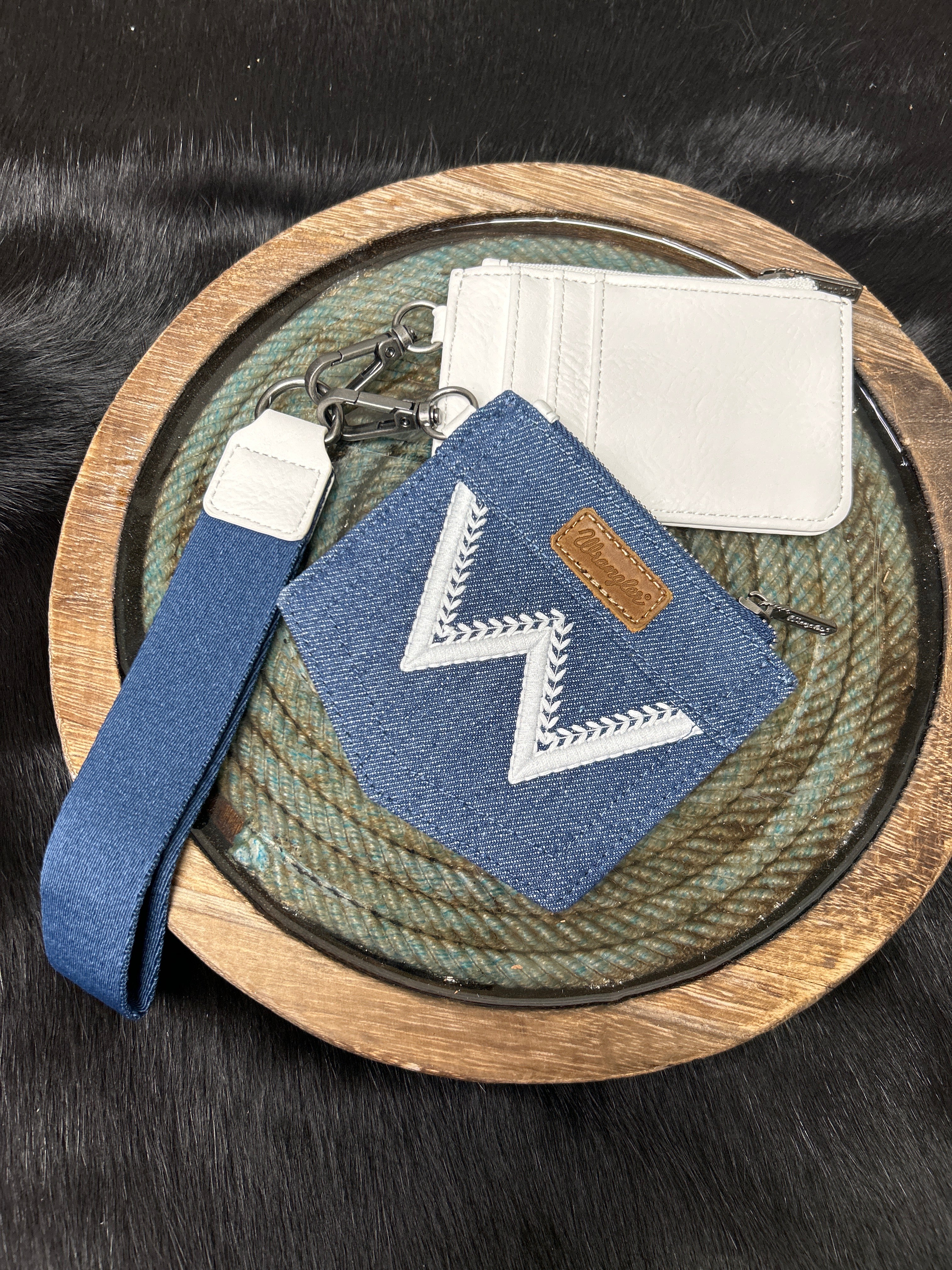 Wrangler logo "W" Embroidered Dual Pouch Wristlet ~ White - Henderson's Western Store