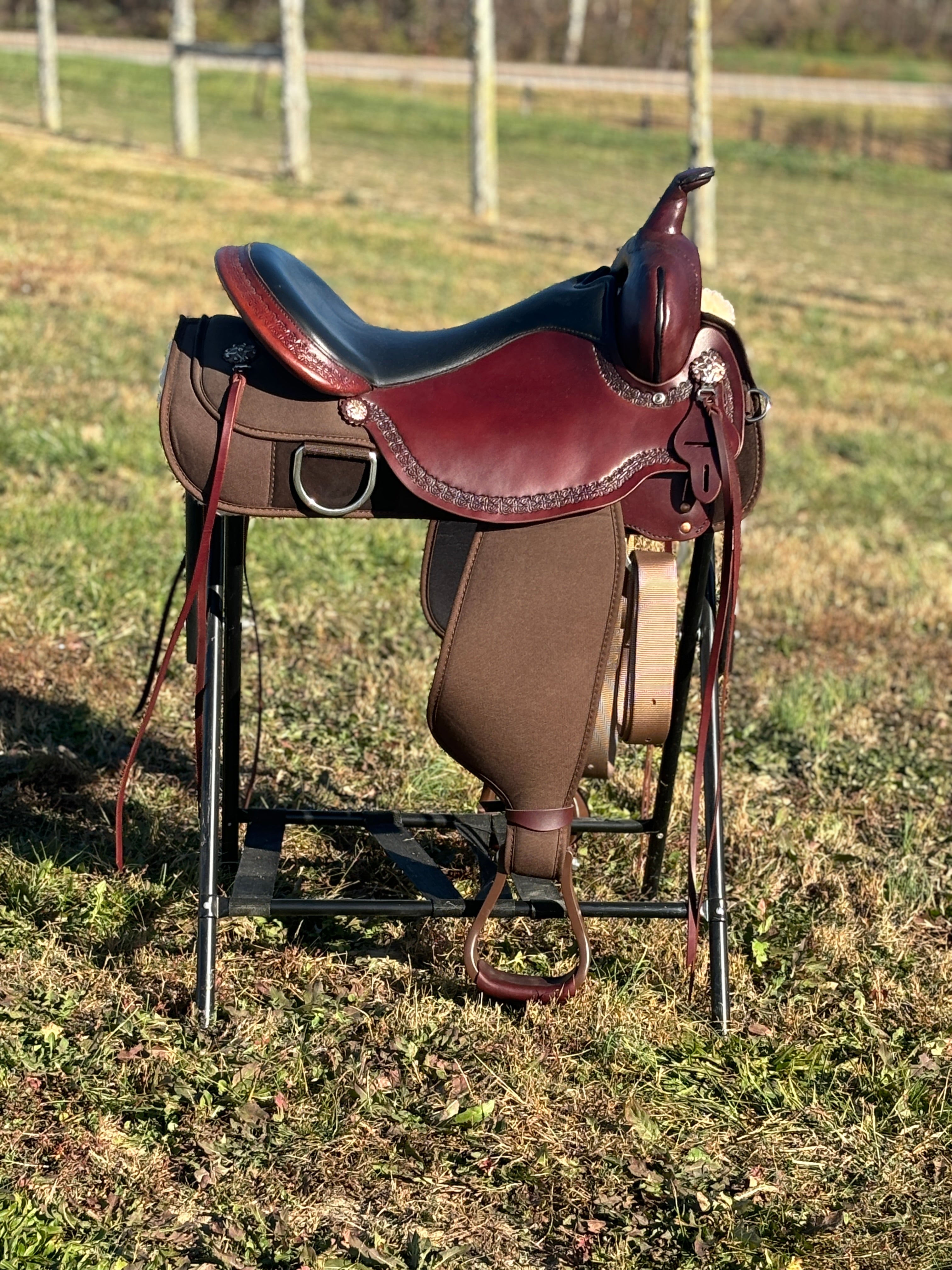 Magnolia Cordura Trail Saddle - Henderson's Western Store