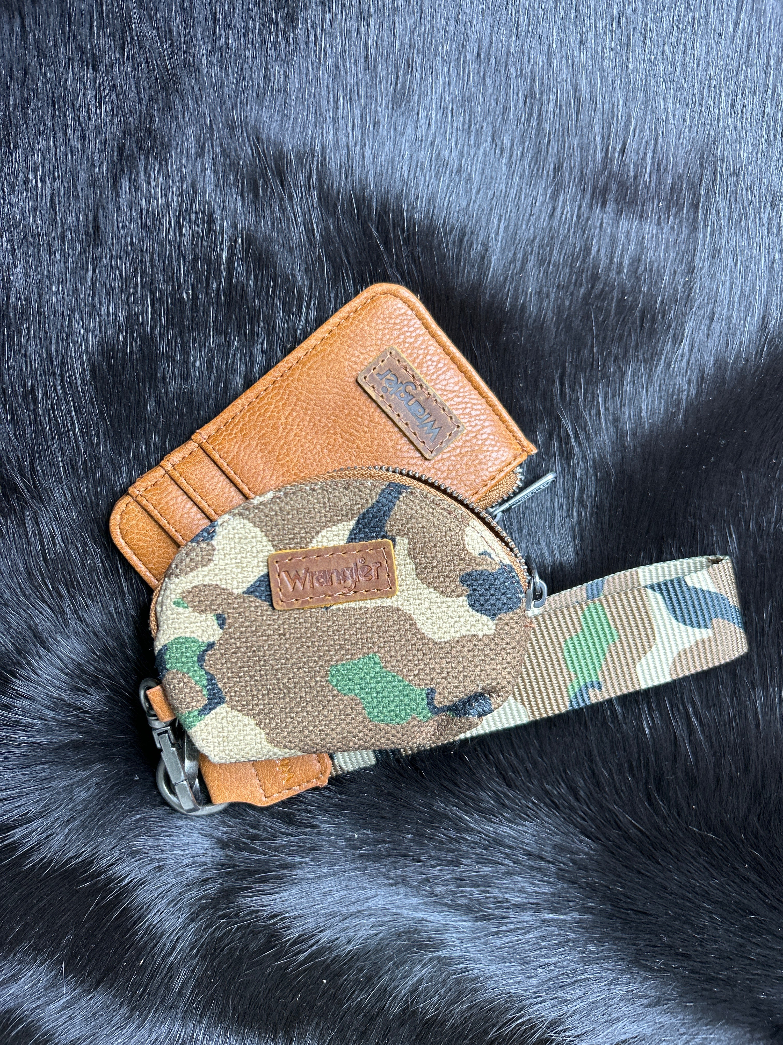 Wrangler Camo Print Dual Pouch Wristlet - Henderson's Western Store