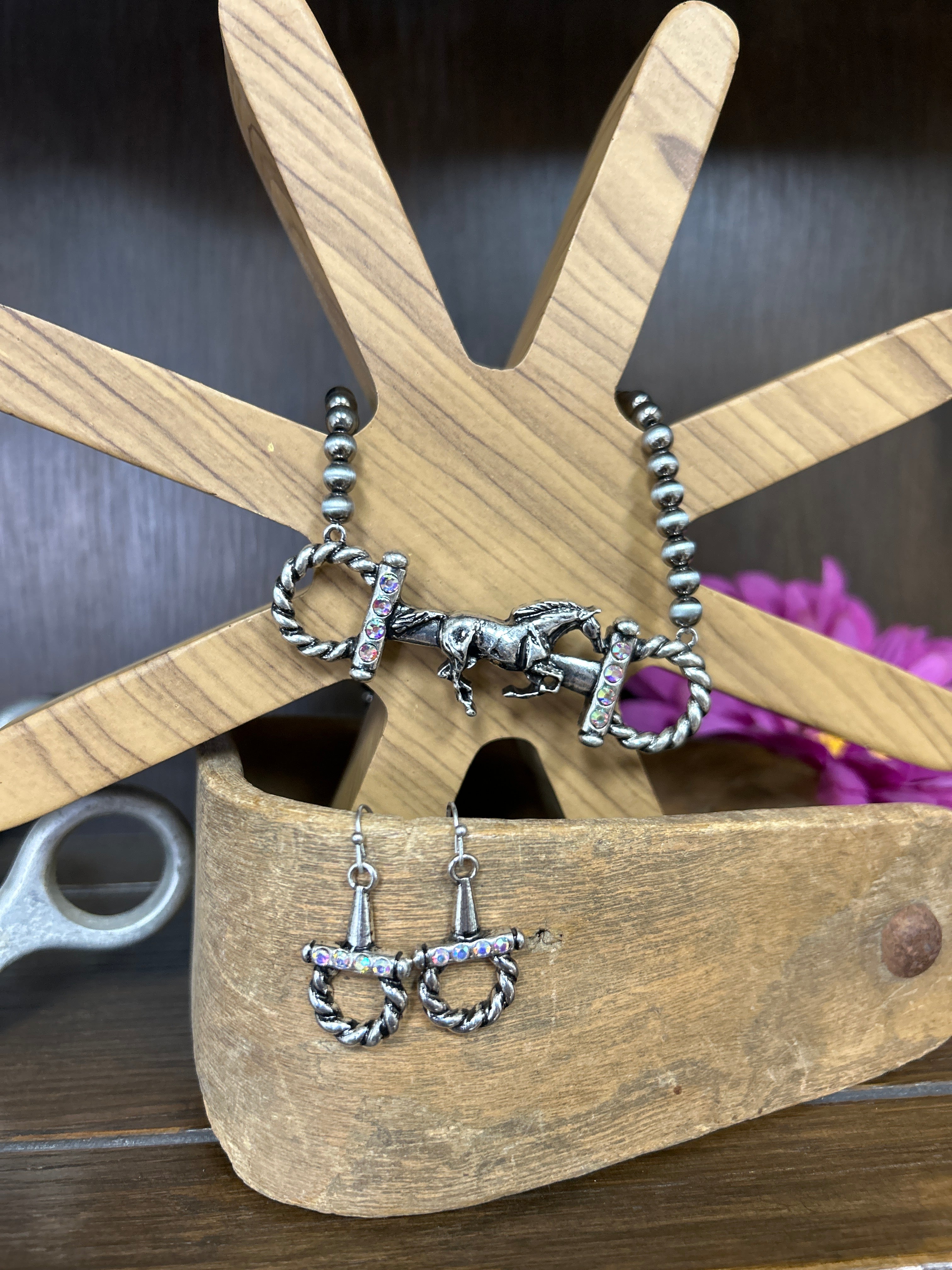 Western Horsebit Navajo Necklace - Henderson's Western Store