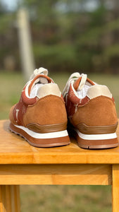 Load image into Gallery viewer, Giddyup Longhorn Jogger Shoe by Roper