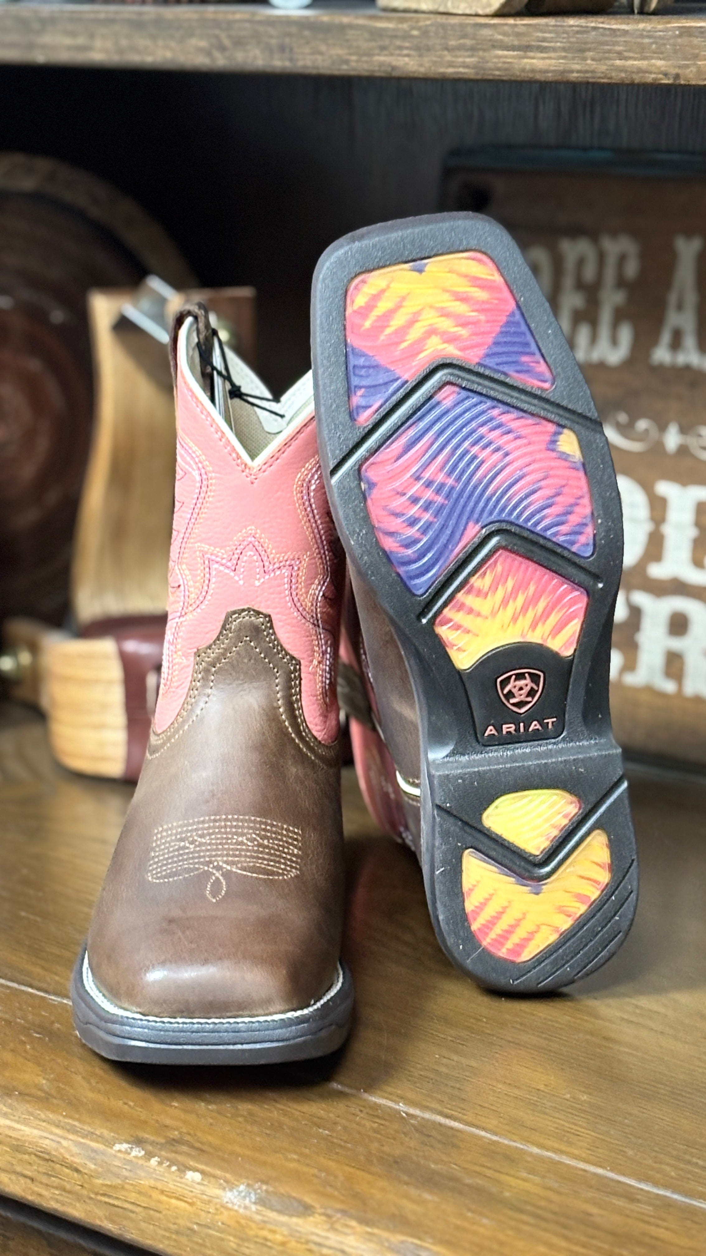 Anthem Shortie Myra by Ariat - Henderson's Western Store