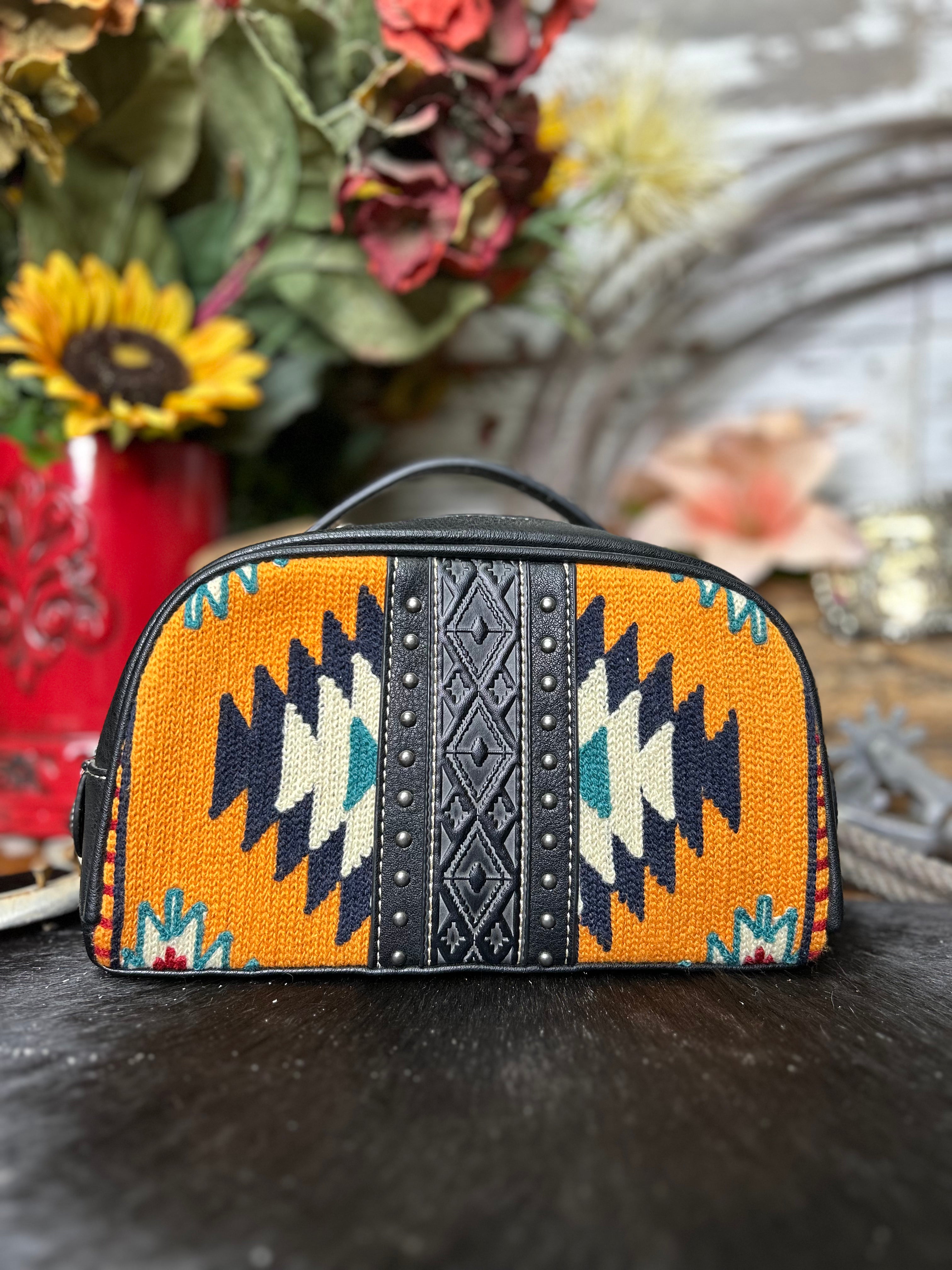 Montana West Aztec Tapestry Travel Pouch - Henderson's Western Store