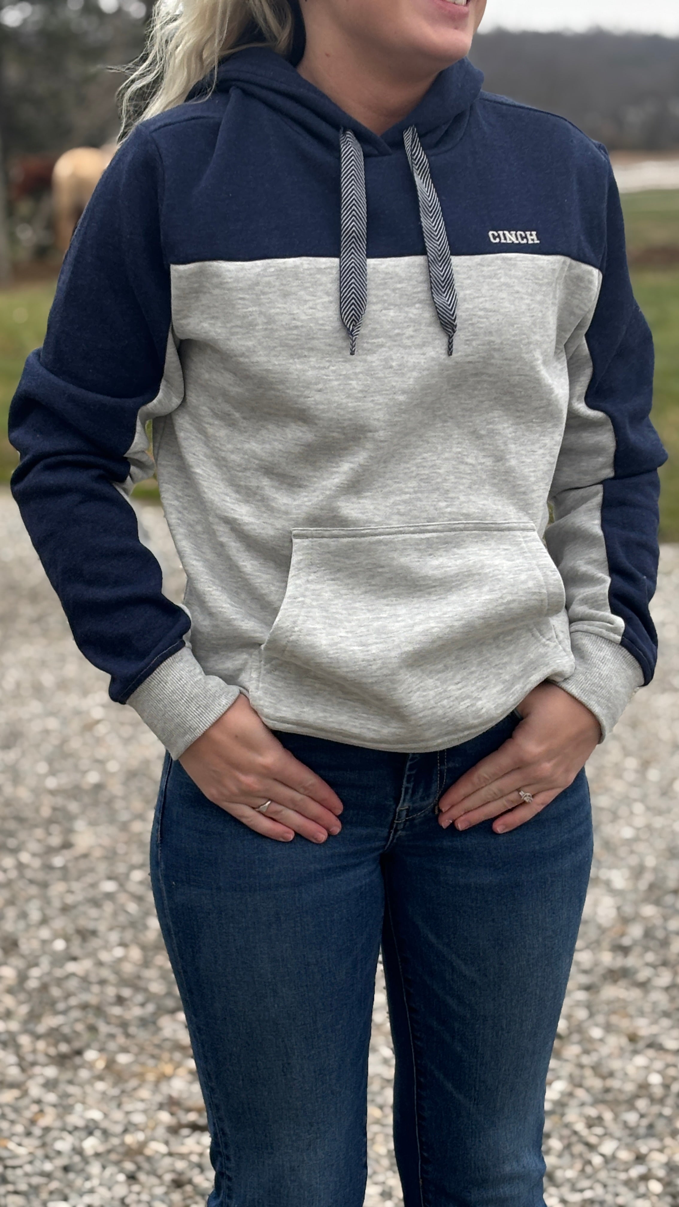 Ladies Cinch Hoodie - Henderson's Western Store