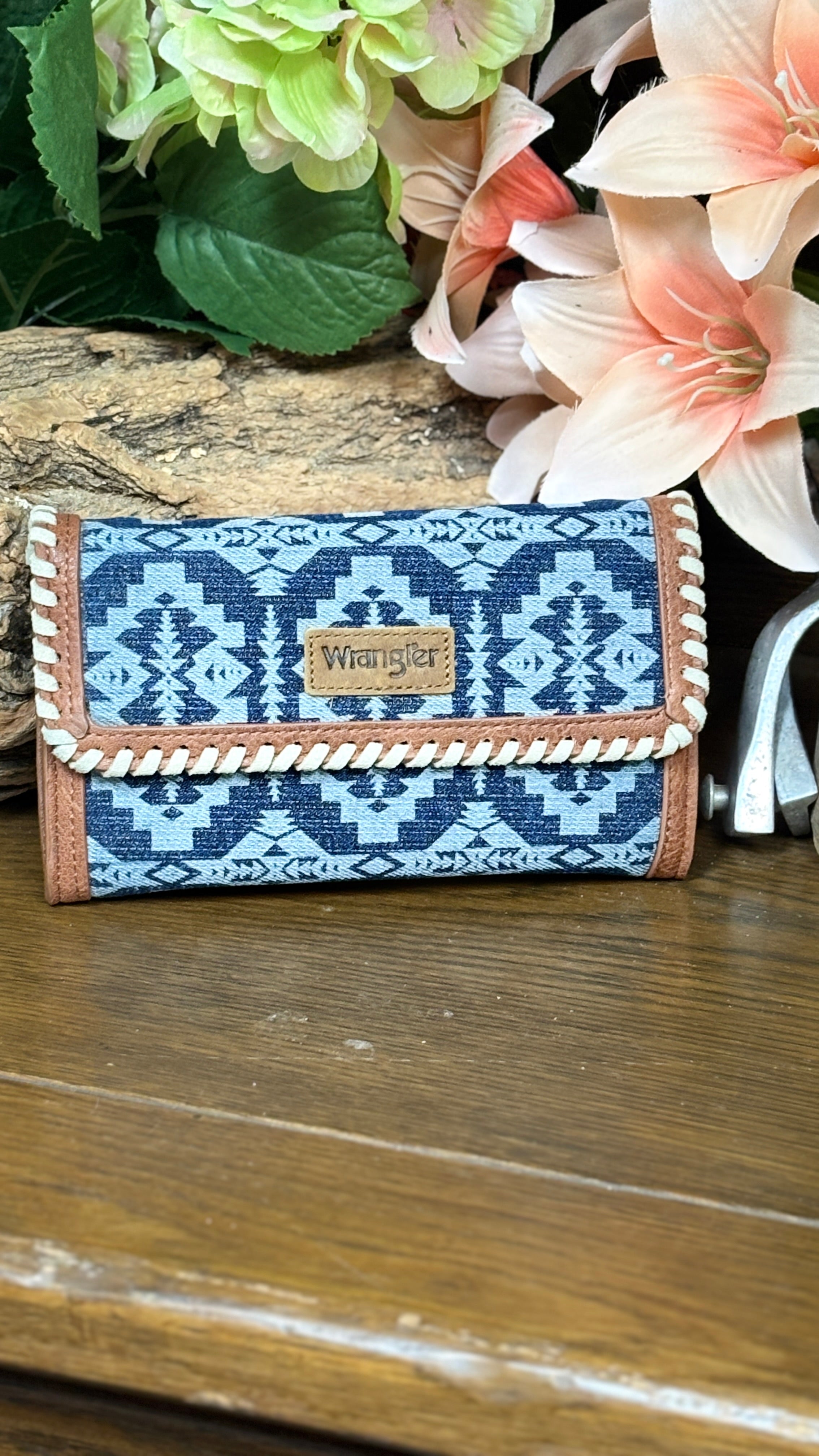 Wrangler Southwest Wristlet/Crossbody - Henderson's Western Store