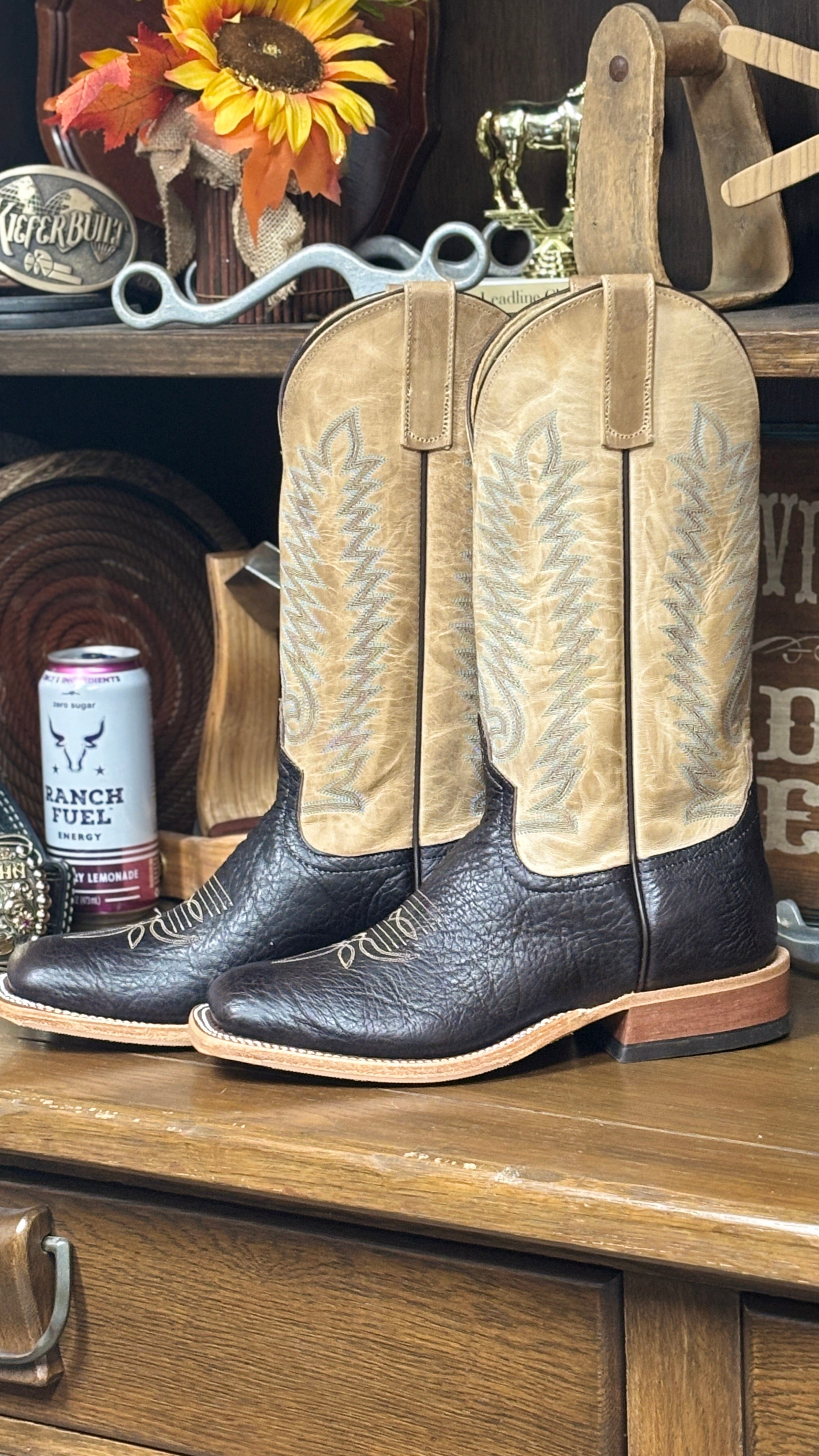 Bone Mad Dog Shoulder - Henderson's Western Store