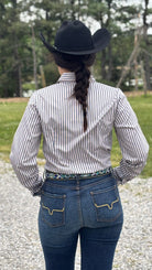 Cinch Women's Tops