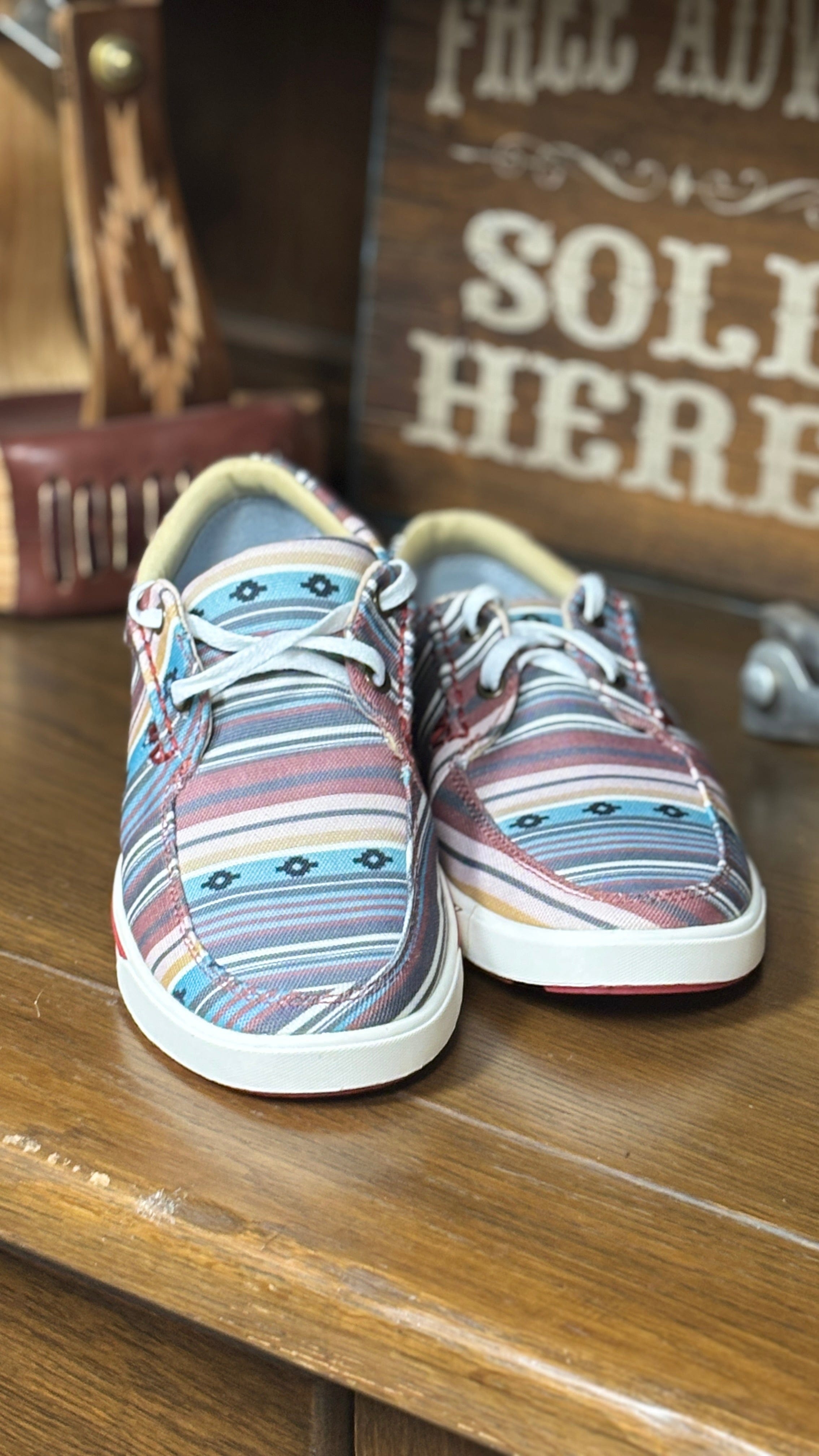 Wrangler Retro Shoe by Twisted X - Henderson's Western Store