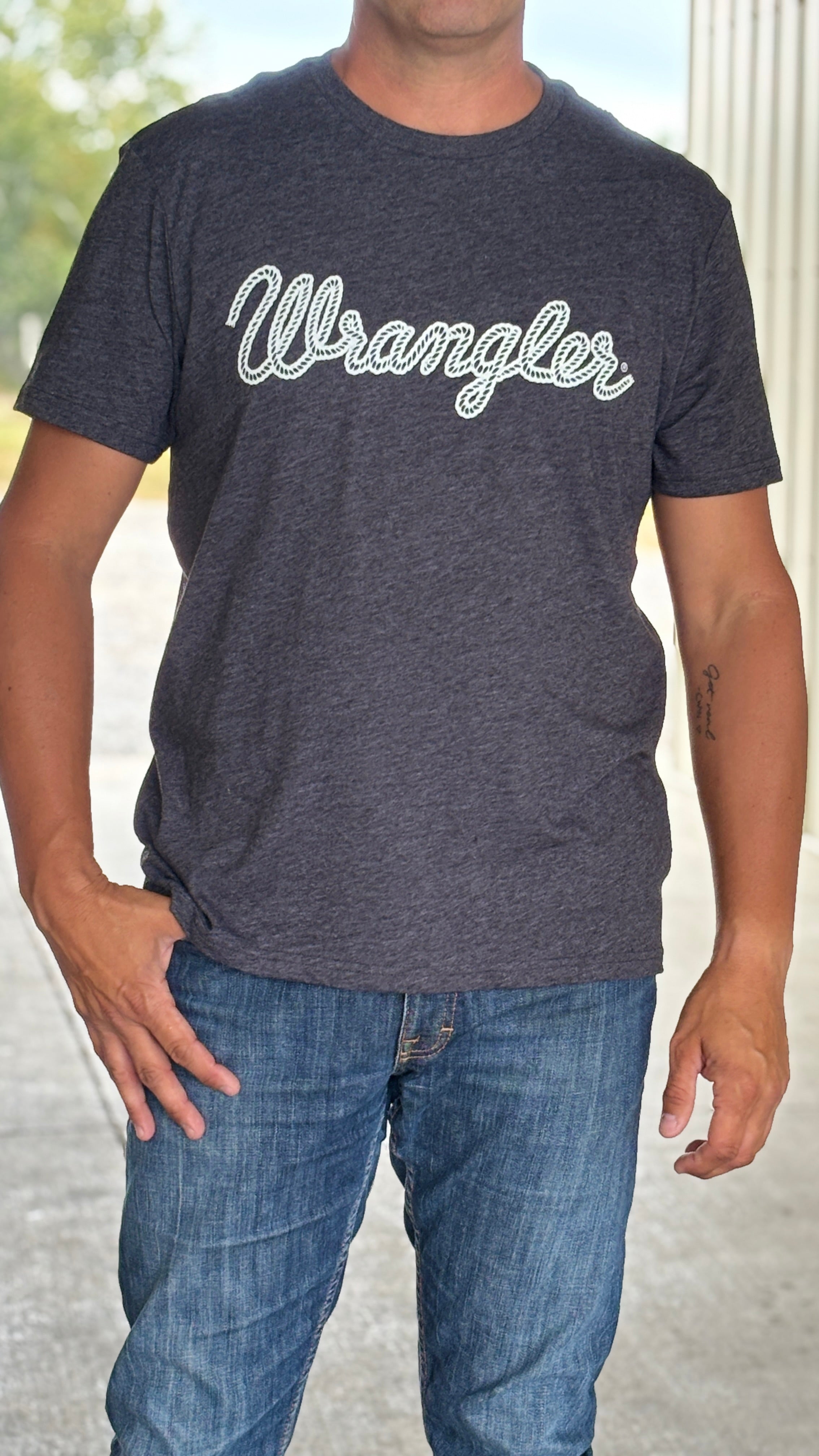 Men's Wrangler Rope Logo Tee ~ Caviar - Henderson's Western Store
