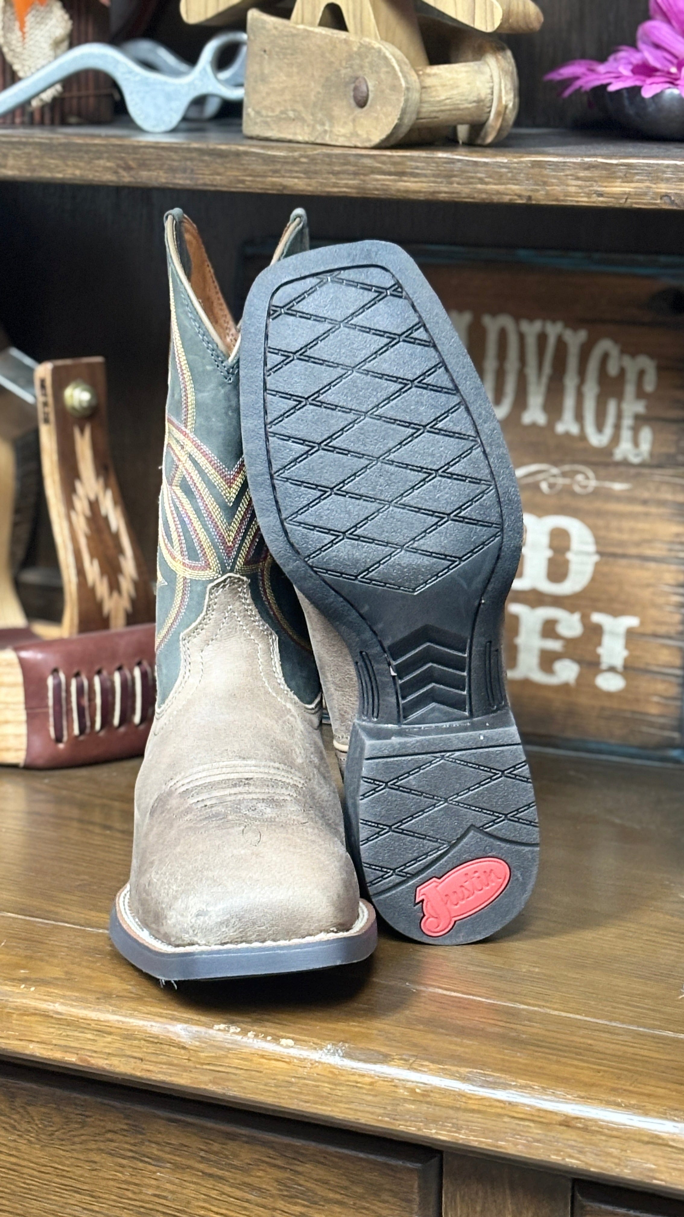 Lubbock Boots by Justin - Henderson's Western Store