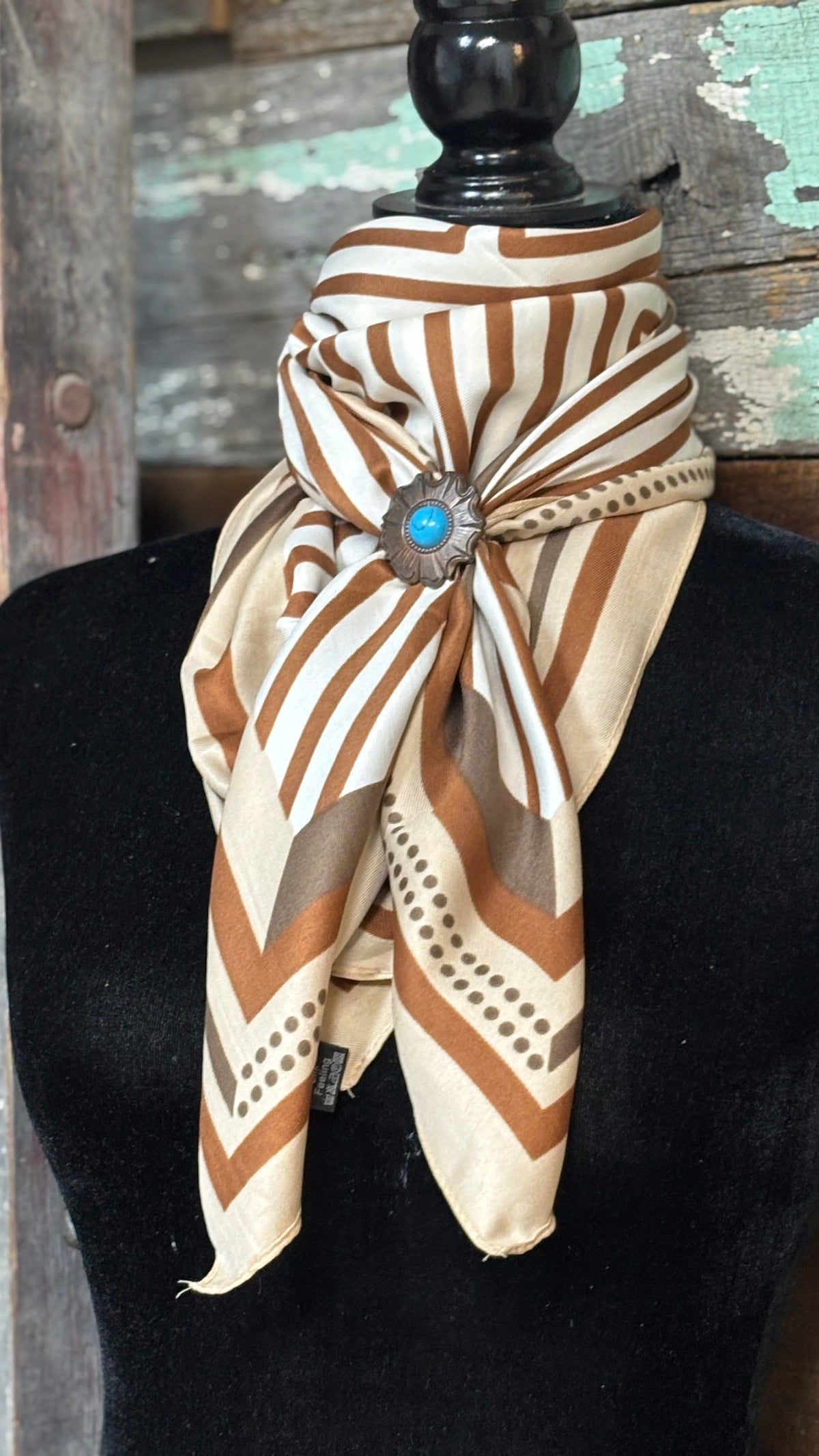 LA Jewelry Plaza scarfs