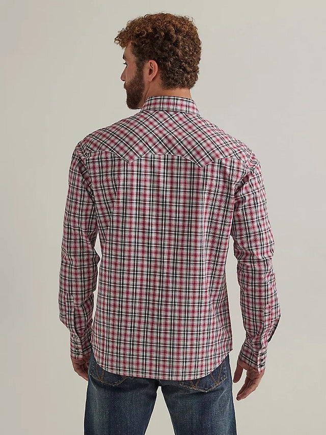 Men's Wrangler Retro Plaid ~ Red - Henderson's Western Store