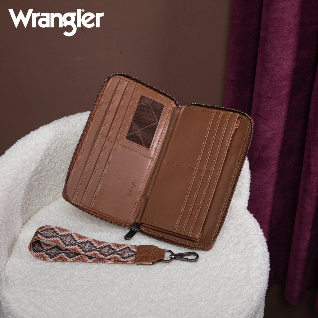 Wrangler Southwest Wallet ~ Brown