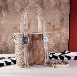 Load image into Gallery viewer, Wrangler Hair-On Carry Tote ~ Beige - Henderson&#39;s Western Store