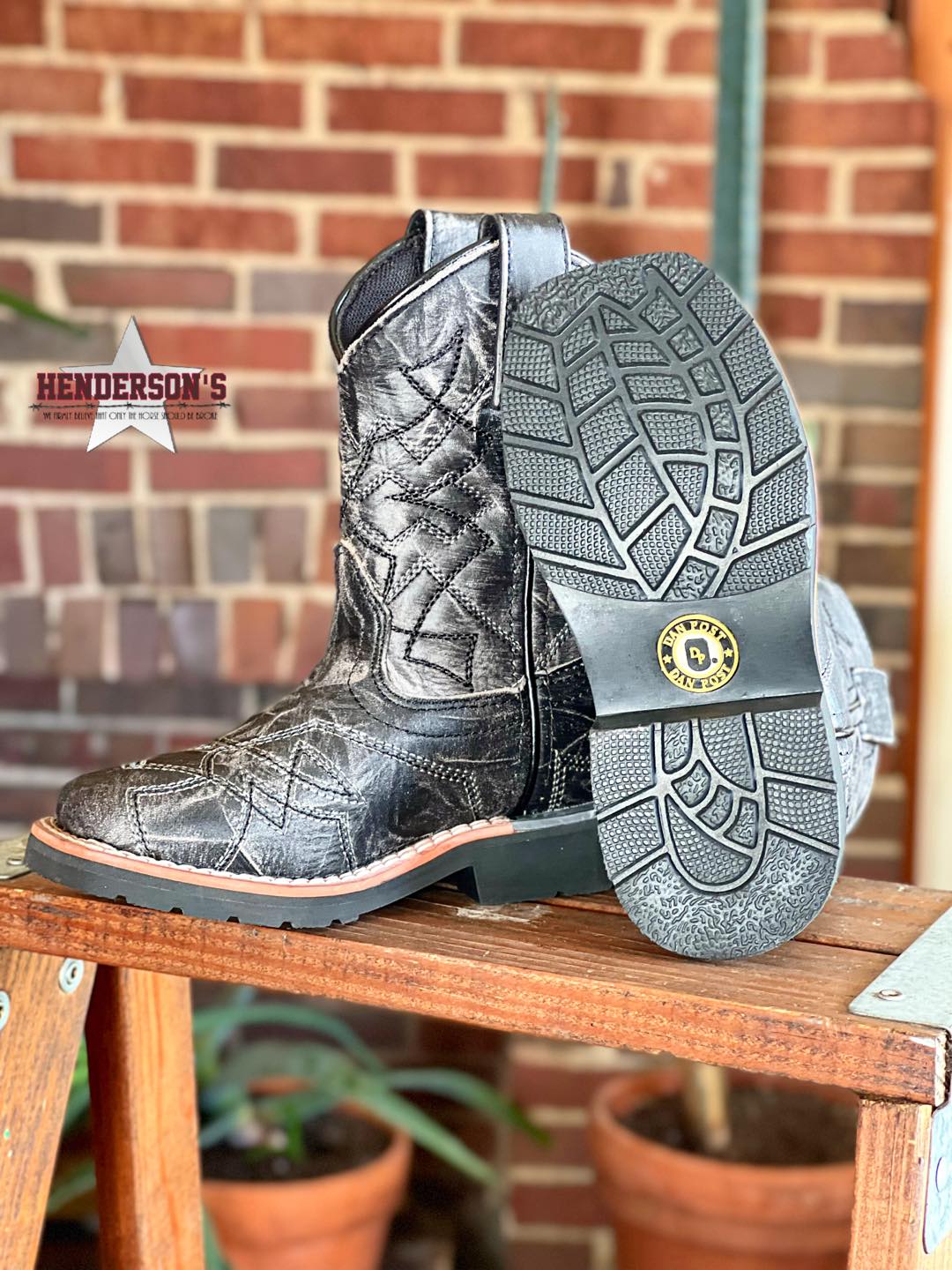 Quinn Black Boots by Dan Post - Henderson's Western Store